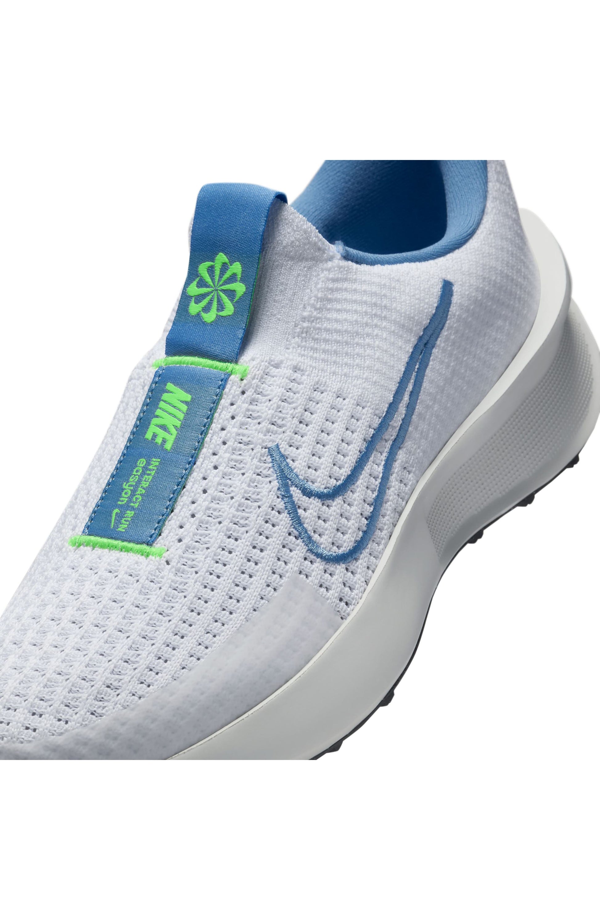 WHITE /BLUE BEYOND