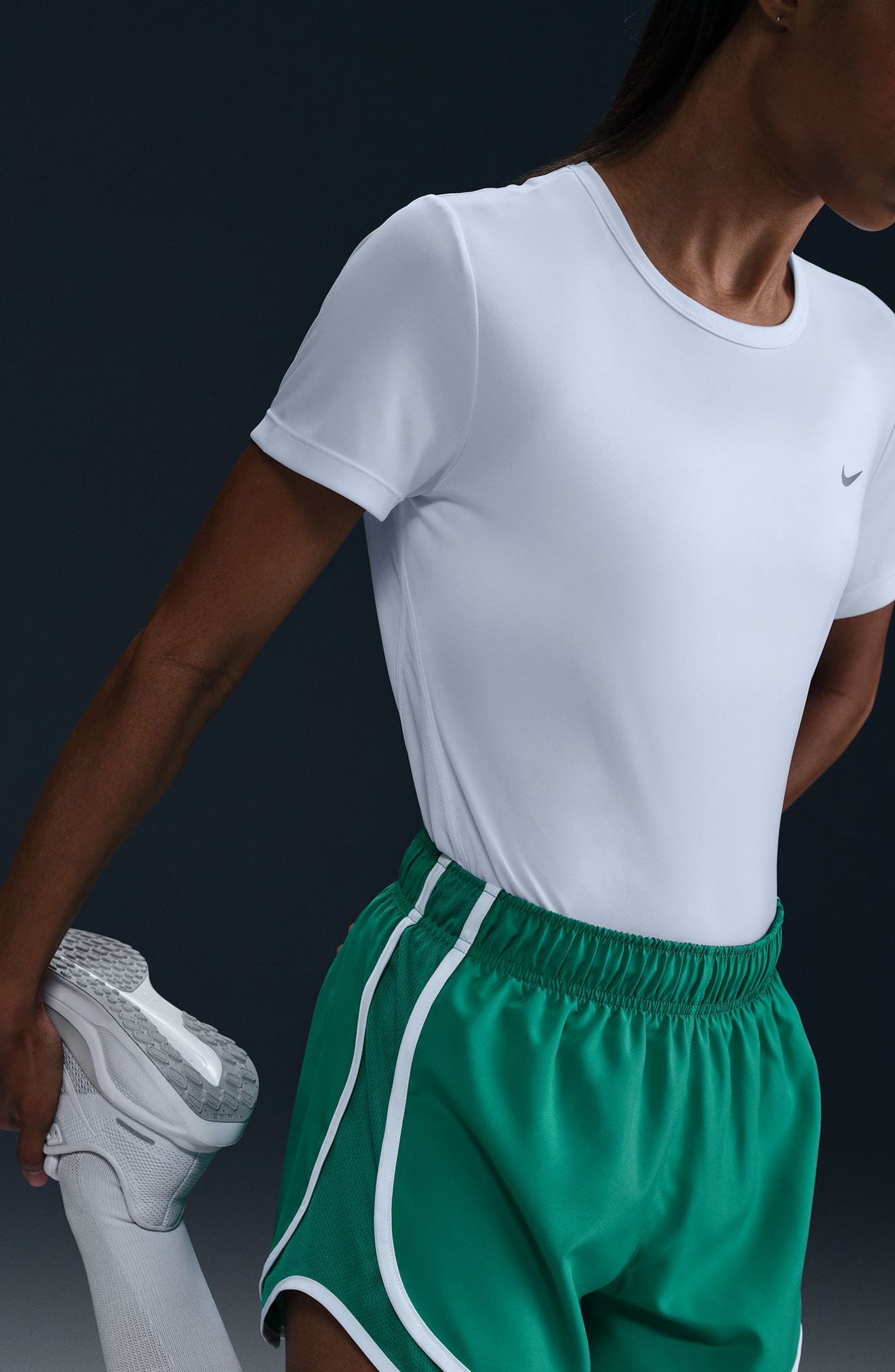 WHITE/ REFLECTIVE SILV