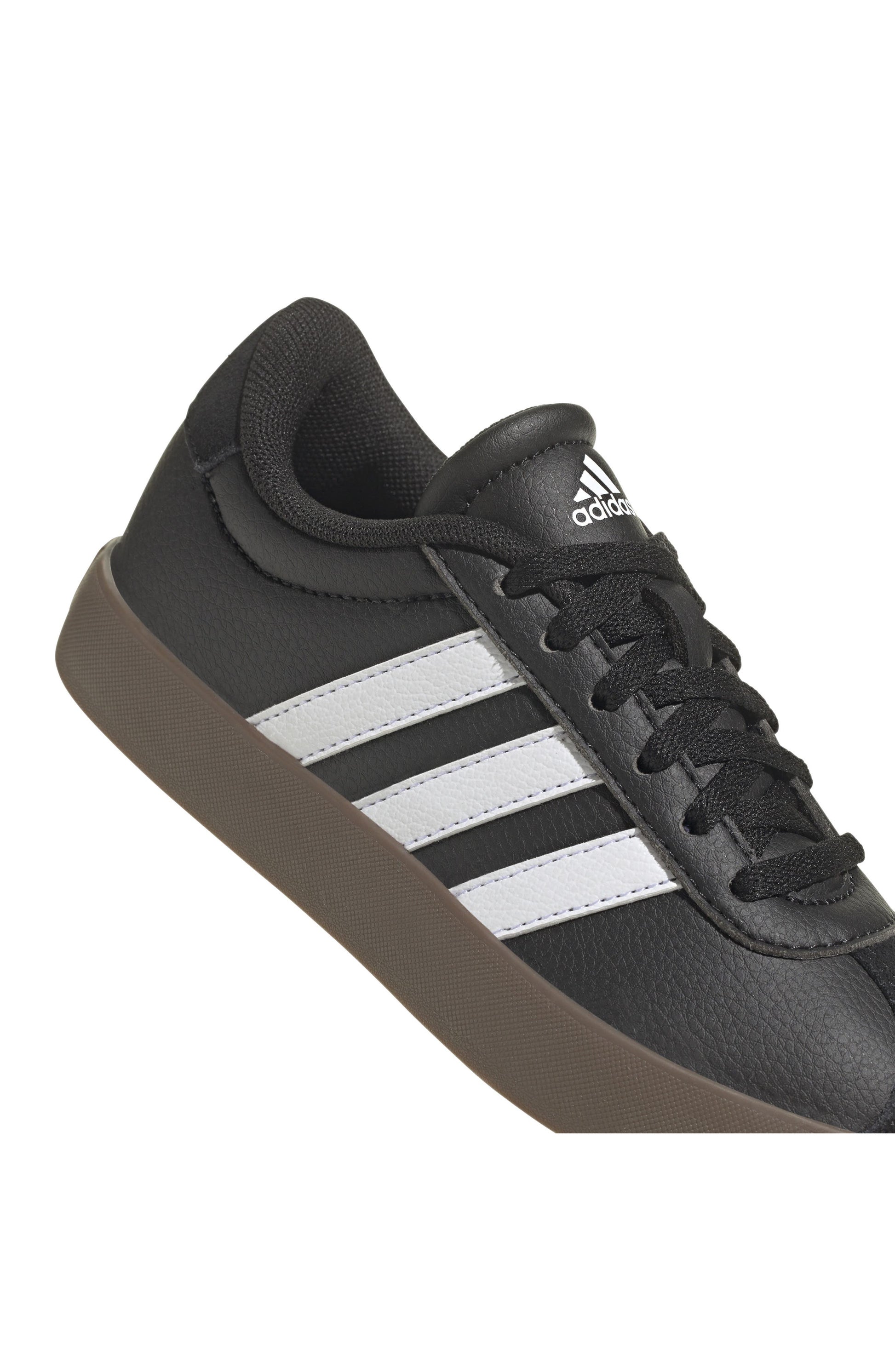 BLACK/ WHITE/ GUM