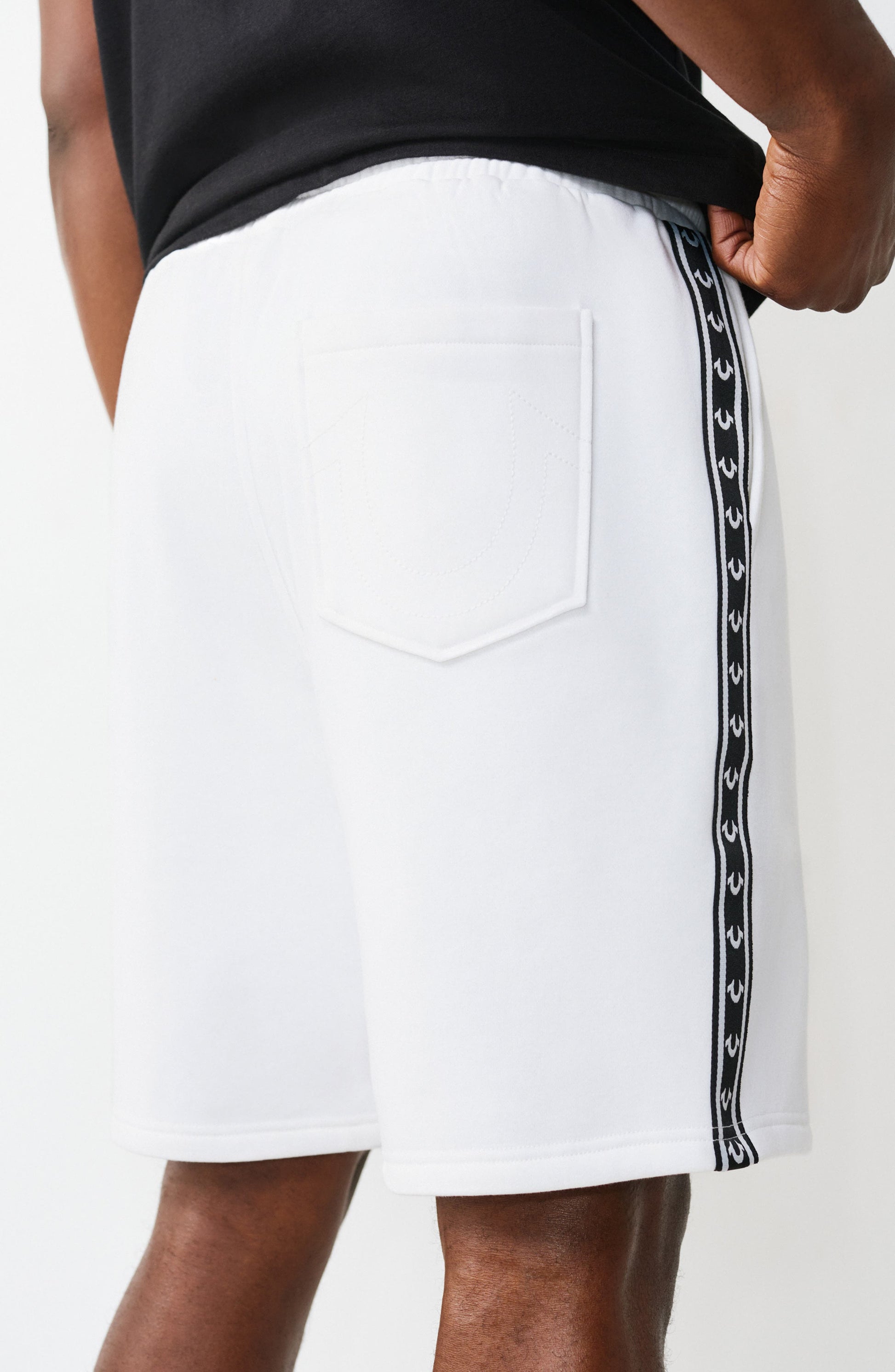 OPTIC WHITE