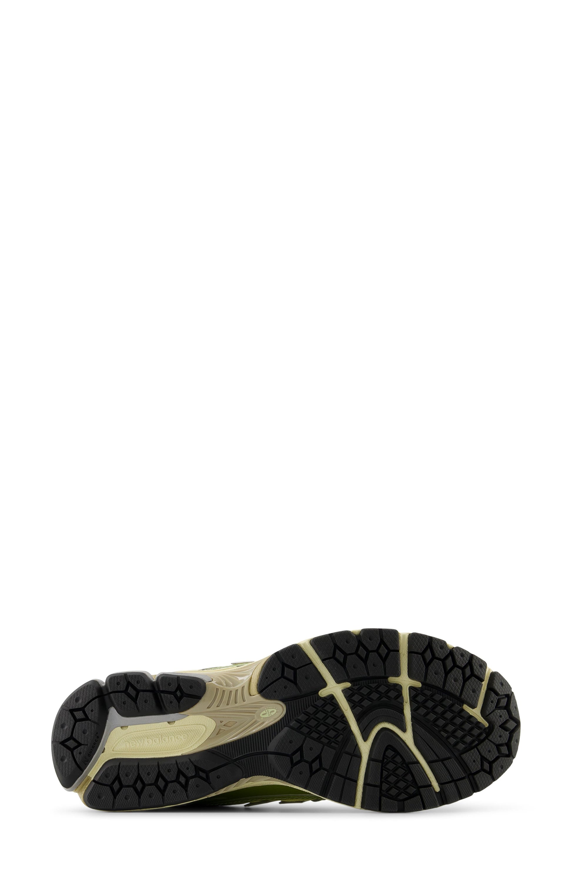 PARCHMENT/ MOREL