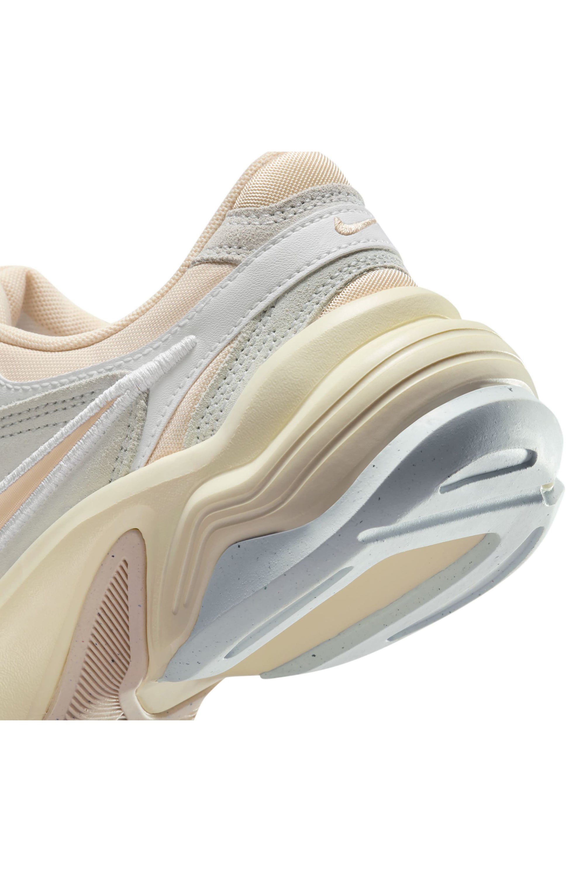 DUST/ PEARL WHITE