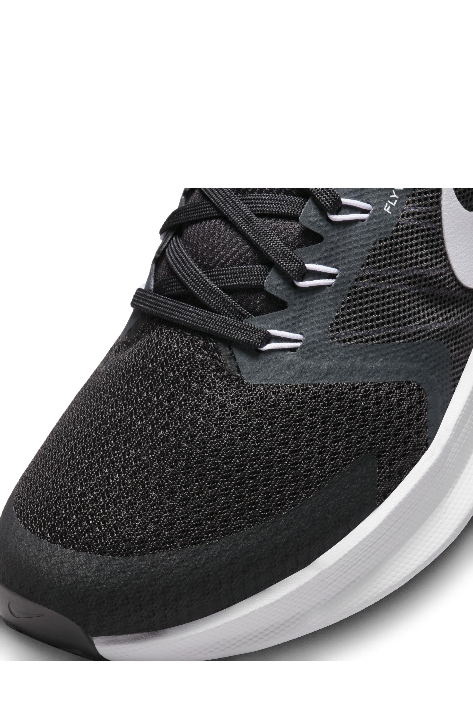002 BLACK/WHITE