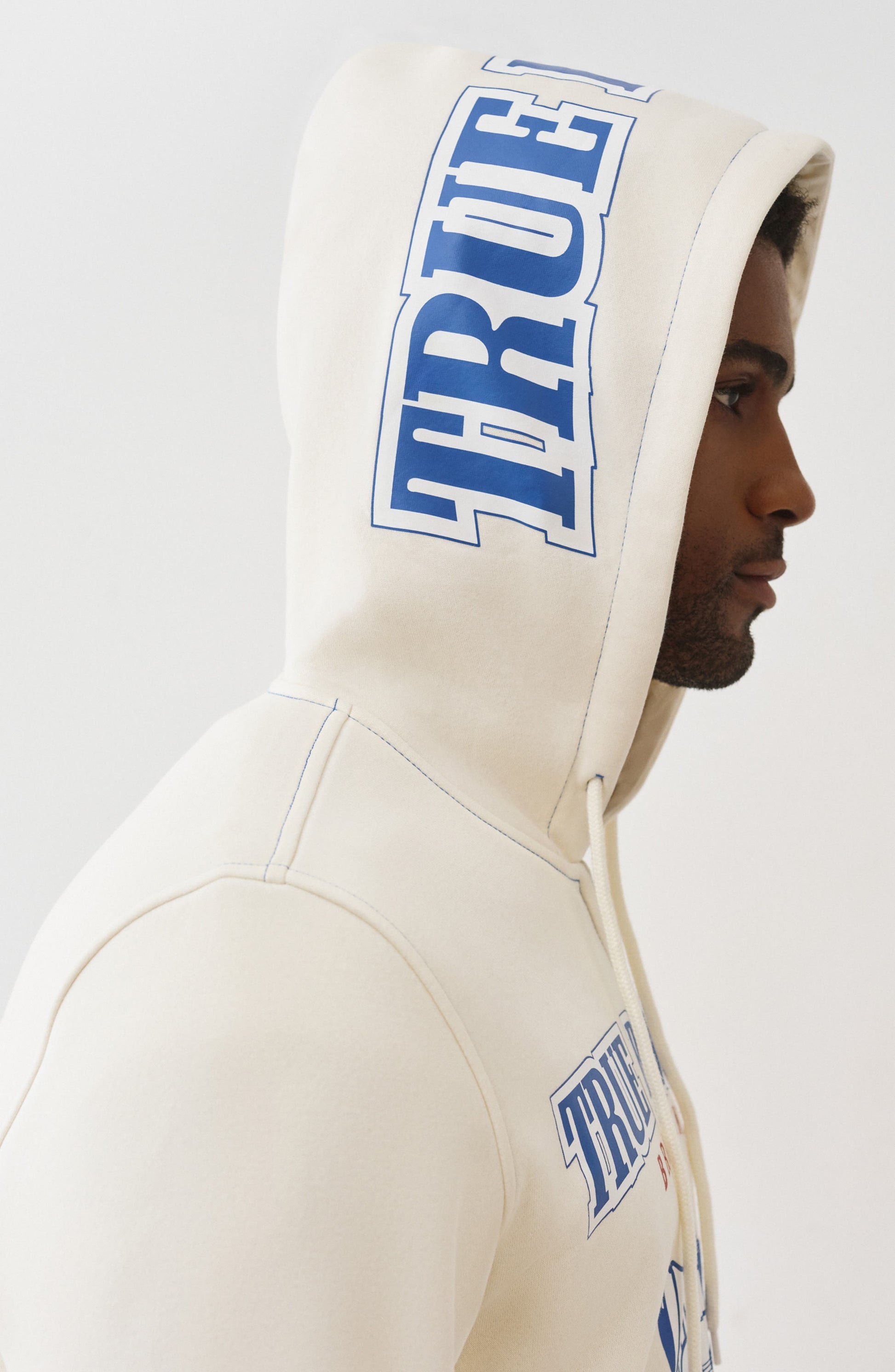 WINTER WHITE