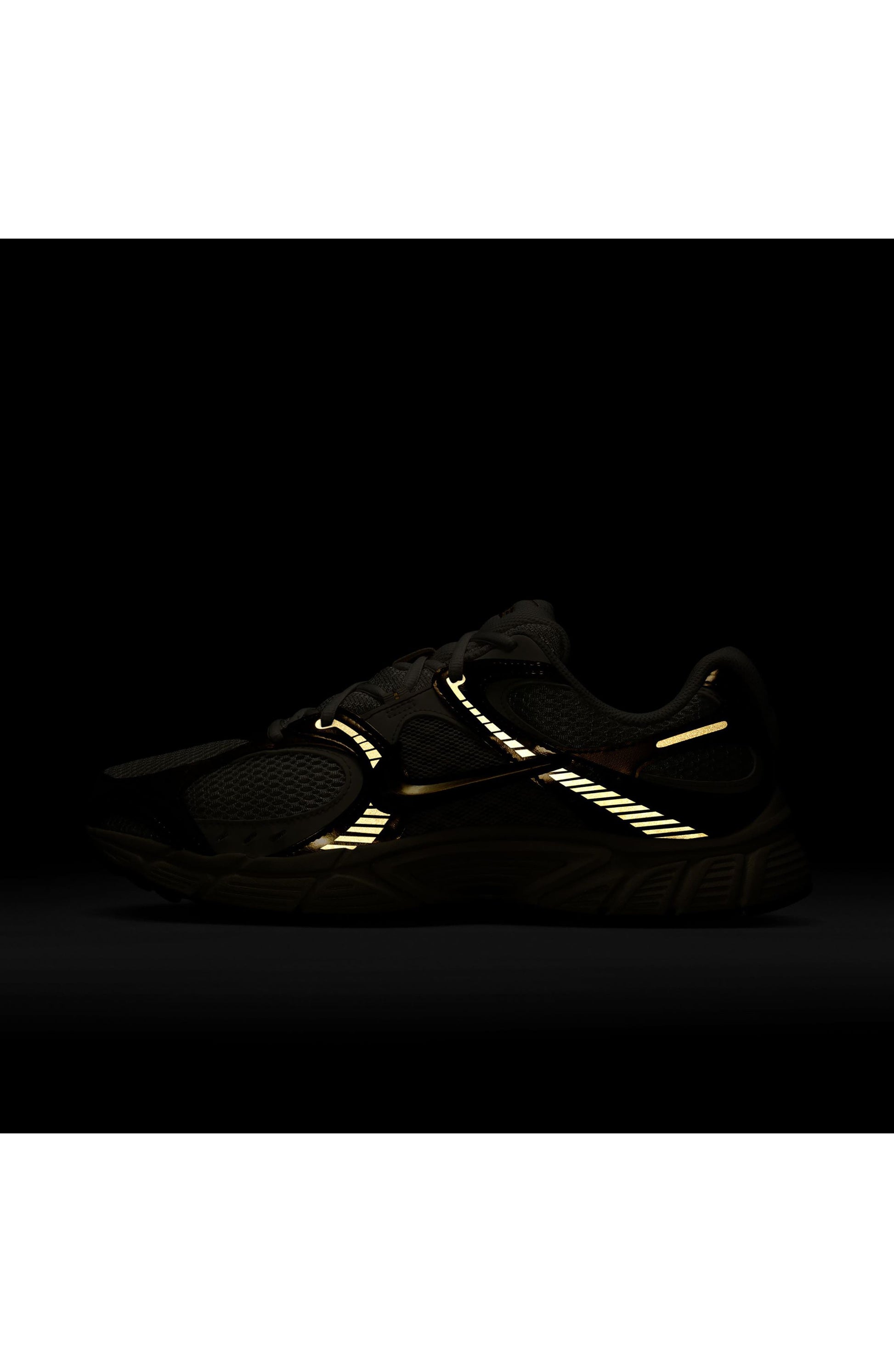 PHANTOM/ METALLIC GOLD