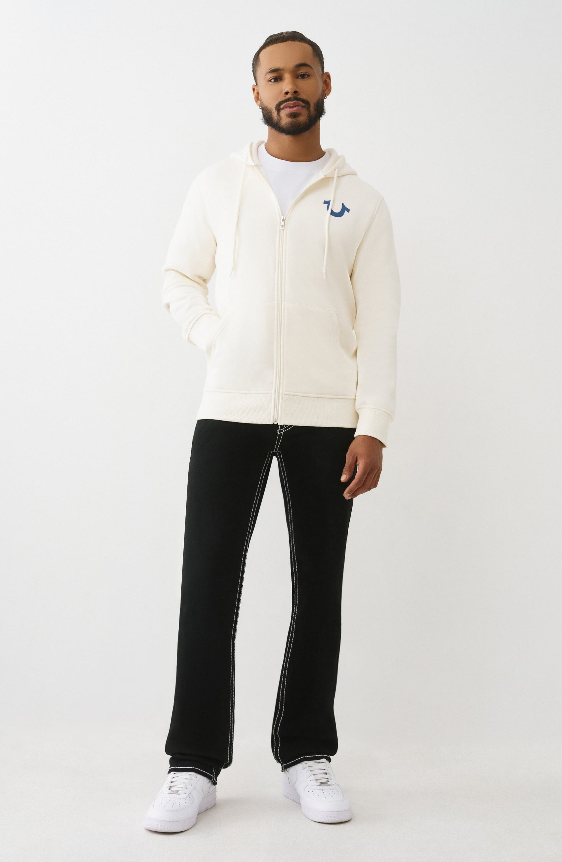 WINTER WHITE