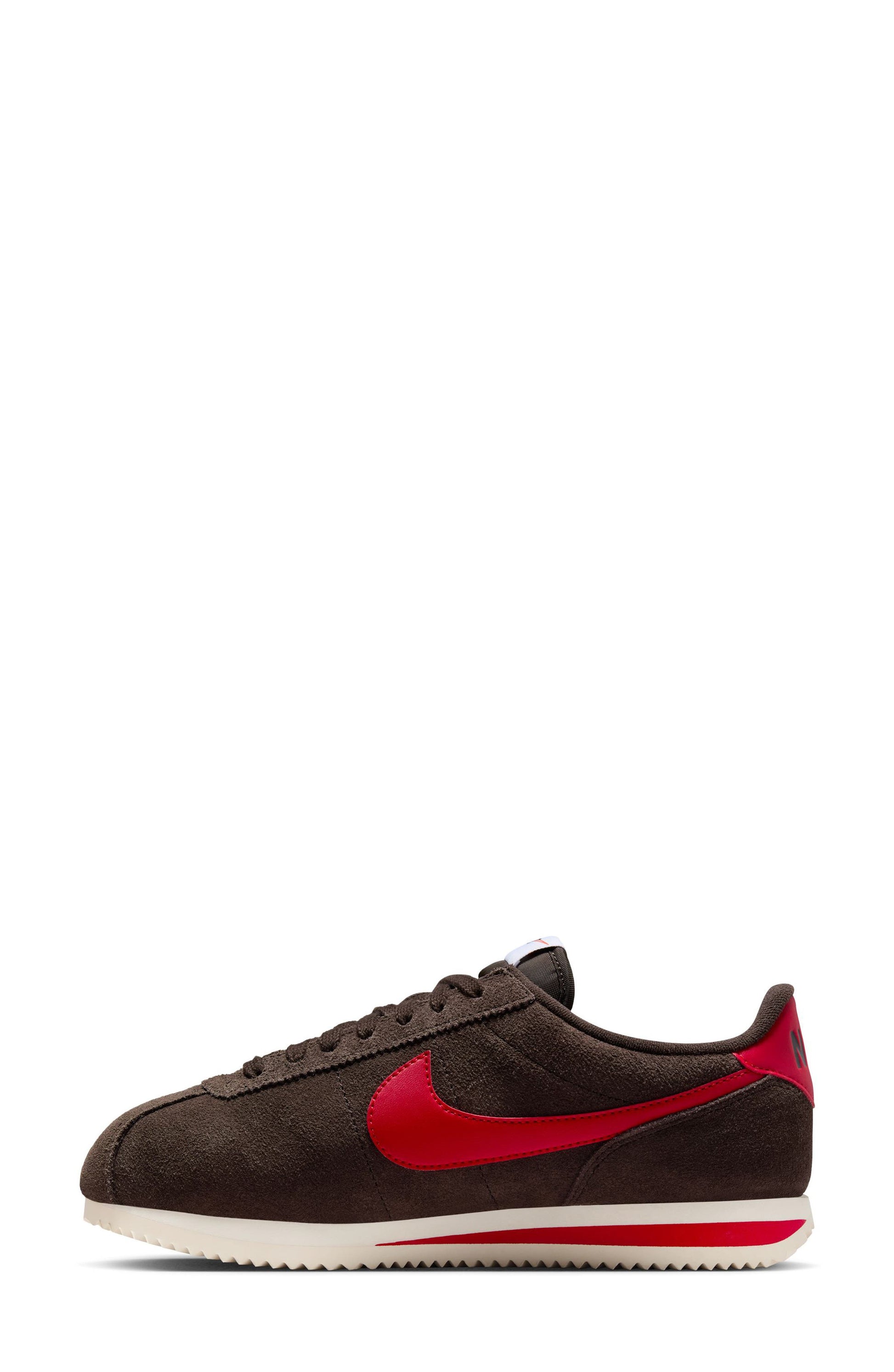 VELVET BROWN/ RED/ SAIL