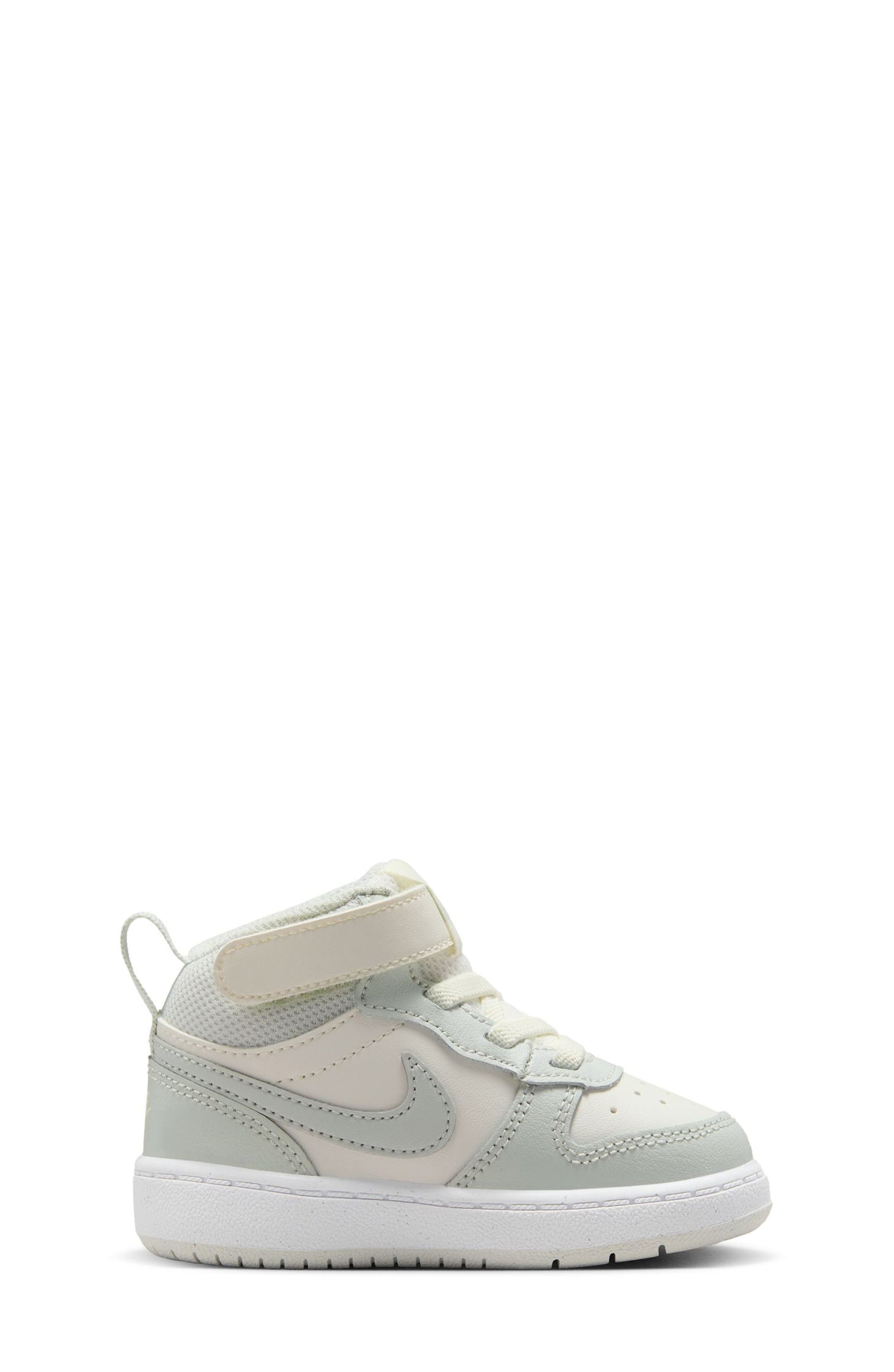 SAIL/ LIGHT SILVER/ WHITE