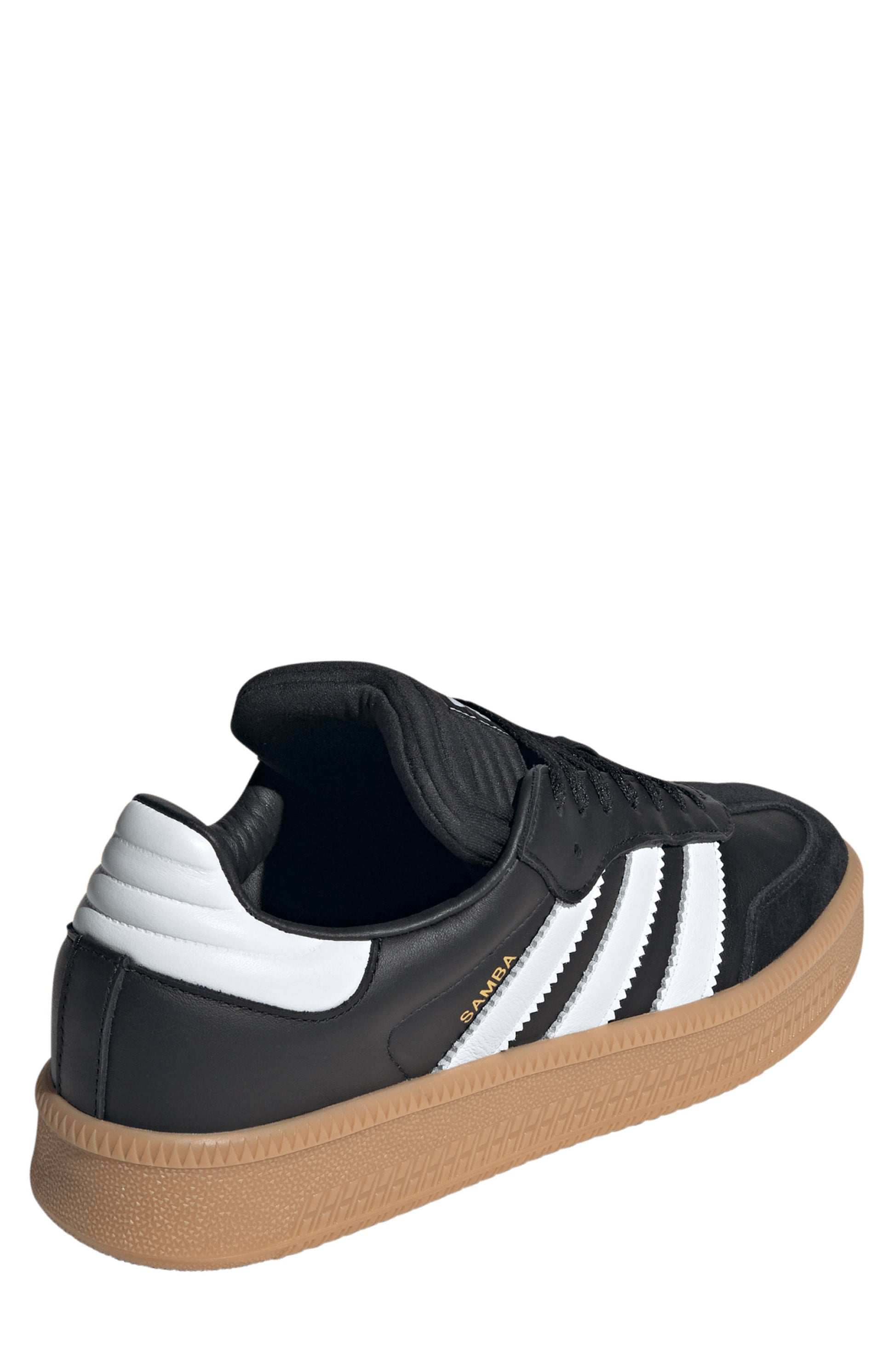 BLACK/ WHITE/ GUM