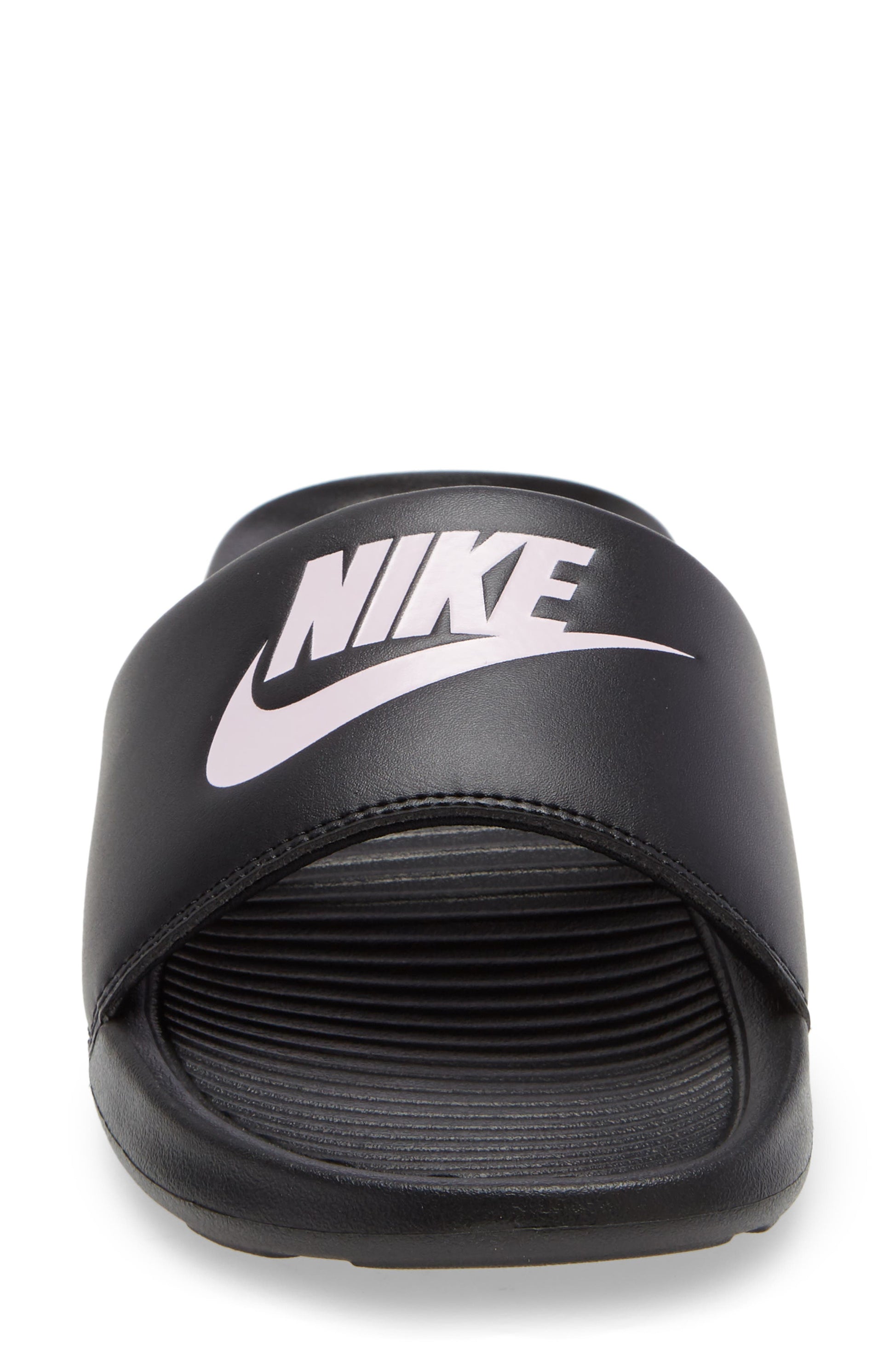 002 BLACK/LTARPK