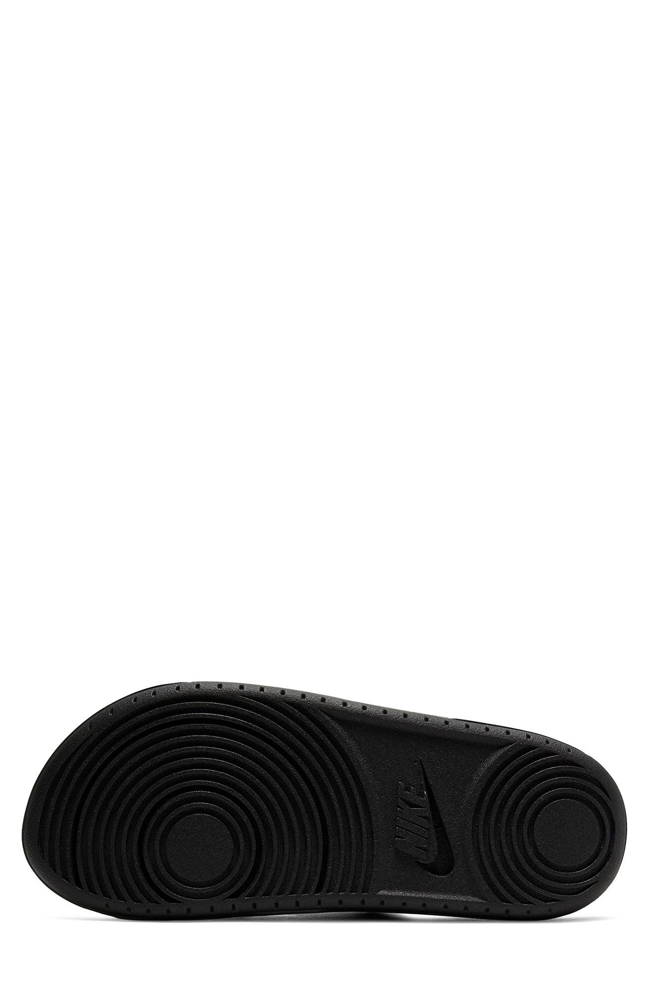 001 BLACK/WHITE