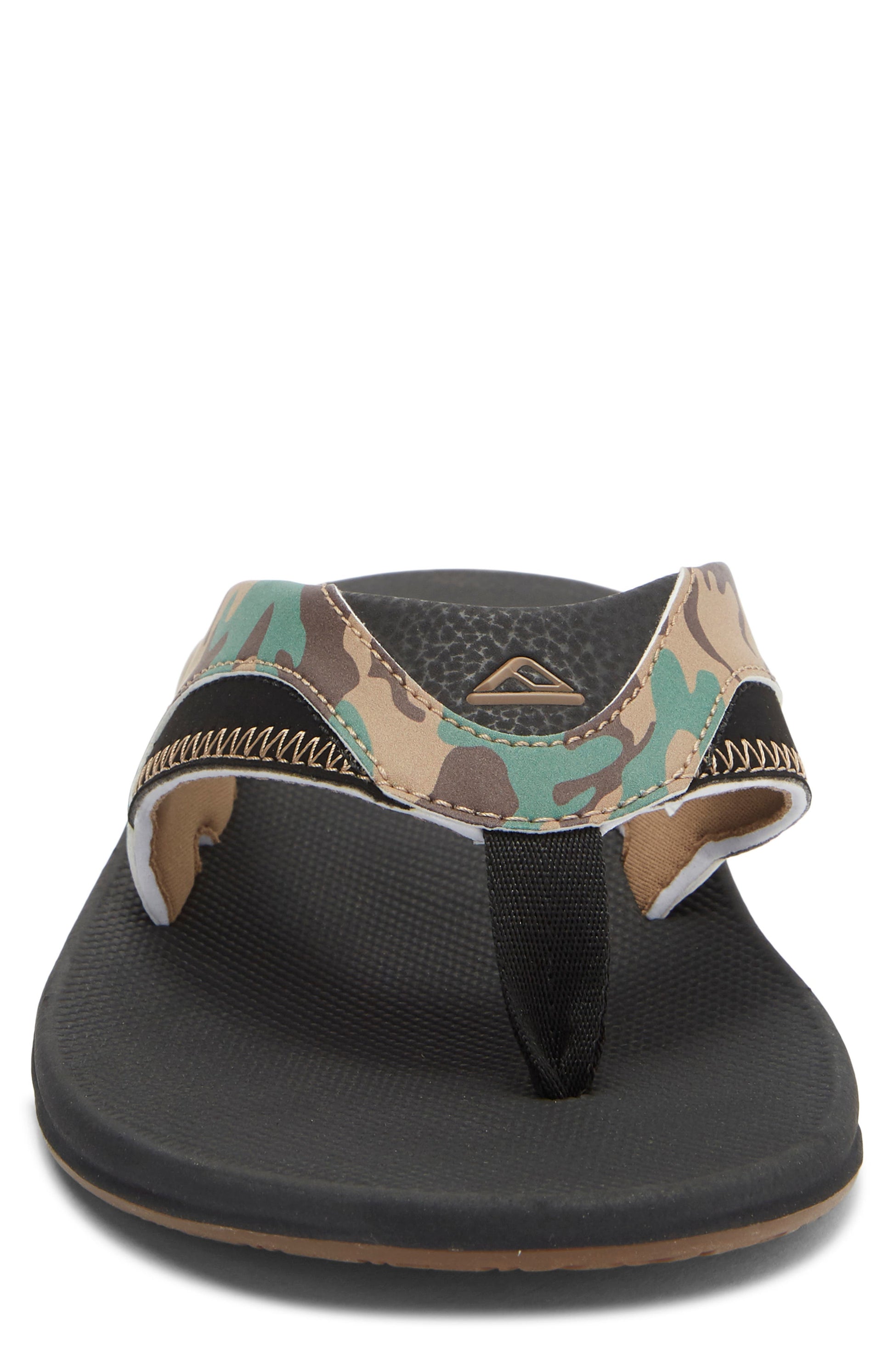 BLACK/ CAMO