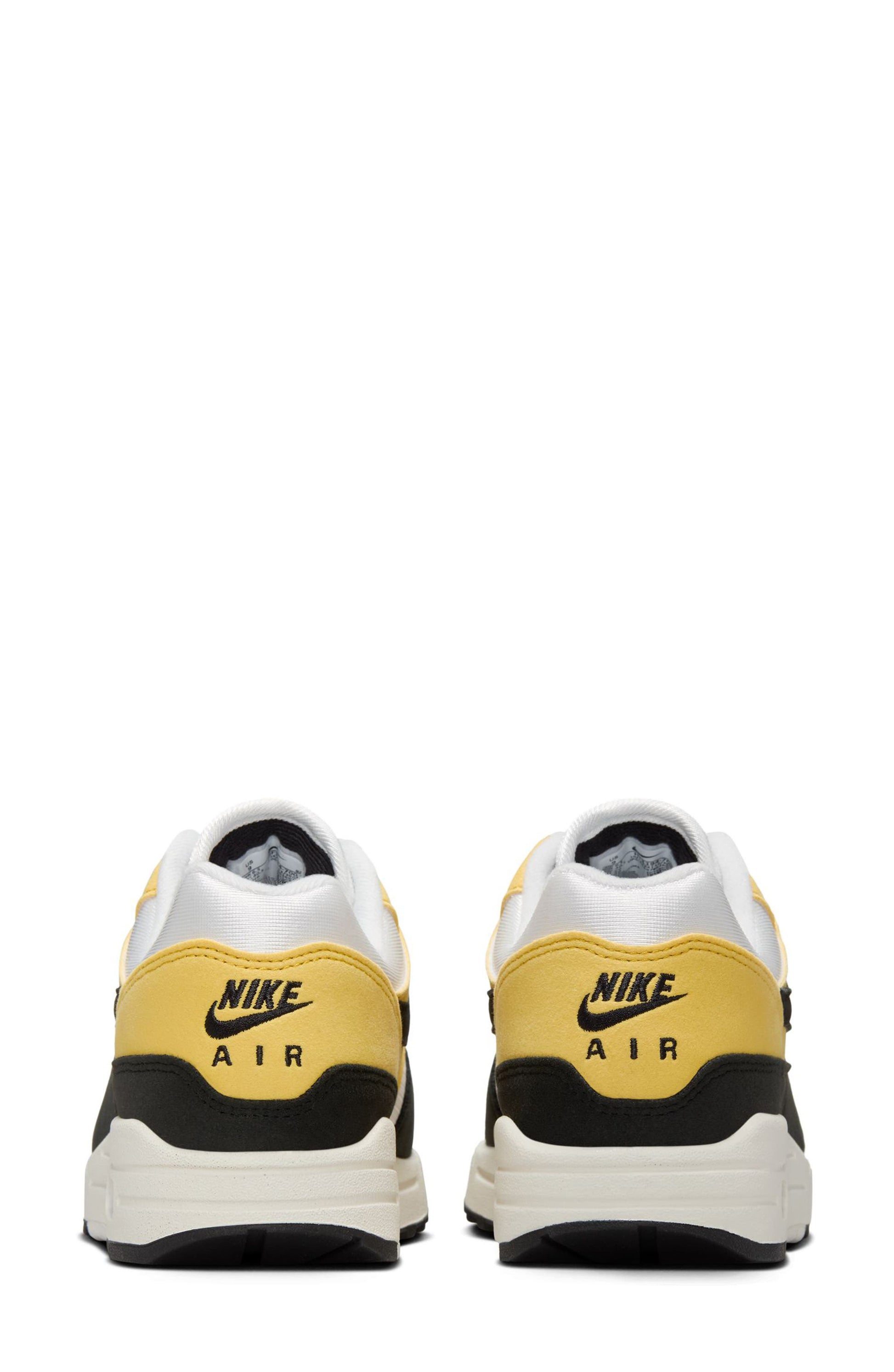 700 STNGLD/BLACK