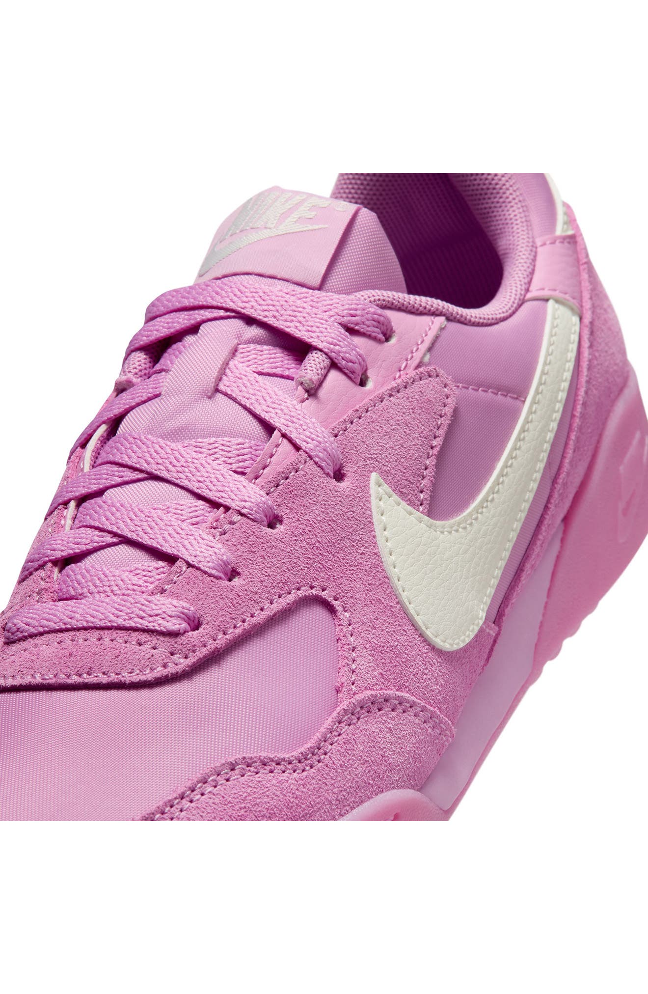MAGENTA/ SAIL