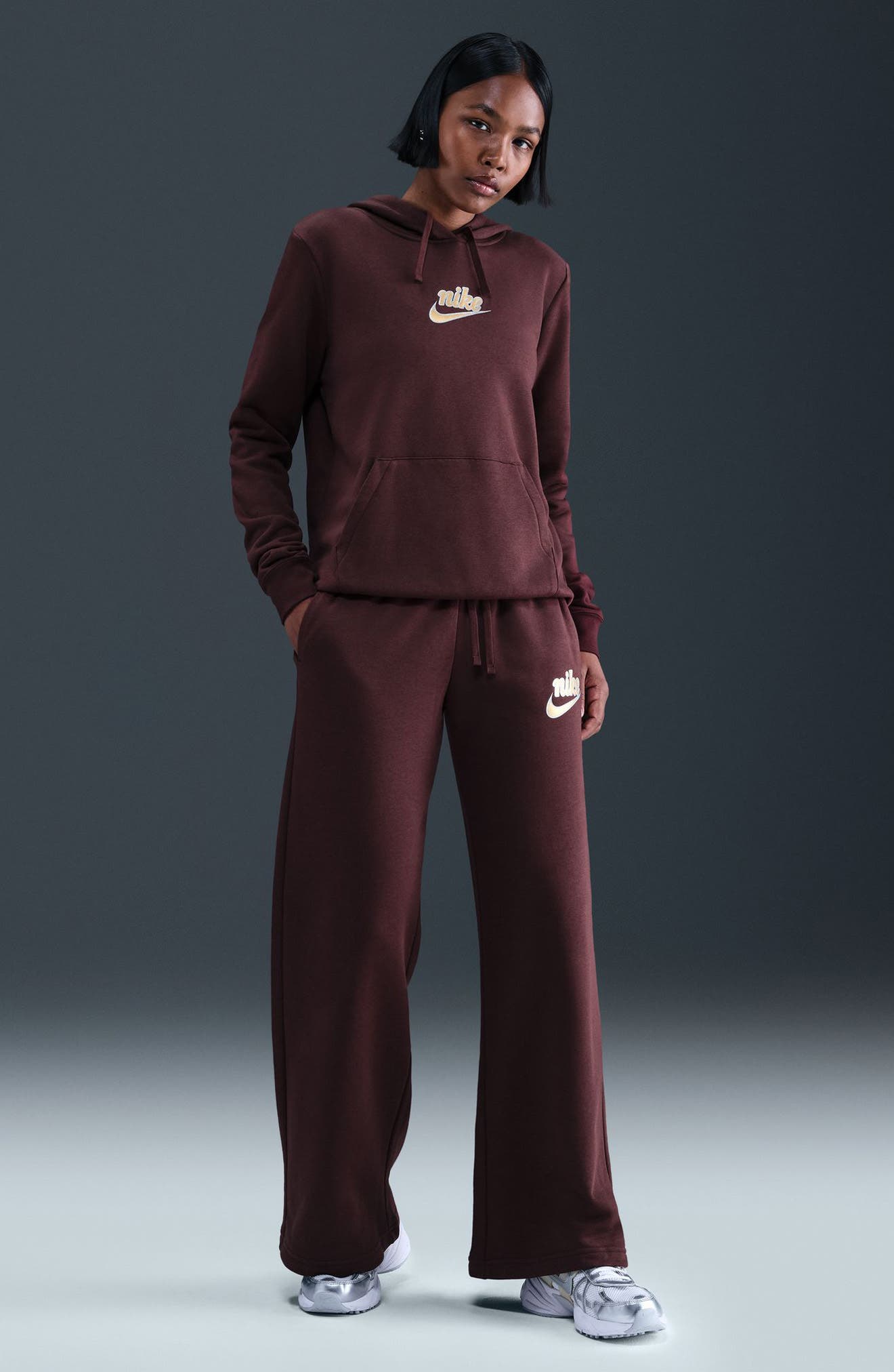 BURGUNDY CRUSH/ METALLIC GOLD
