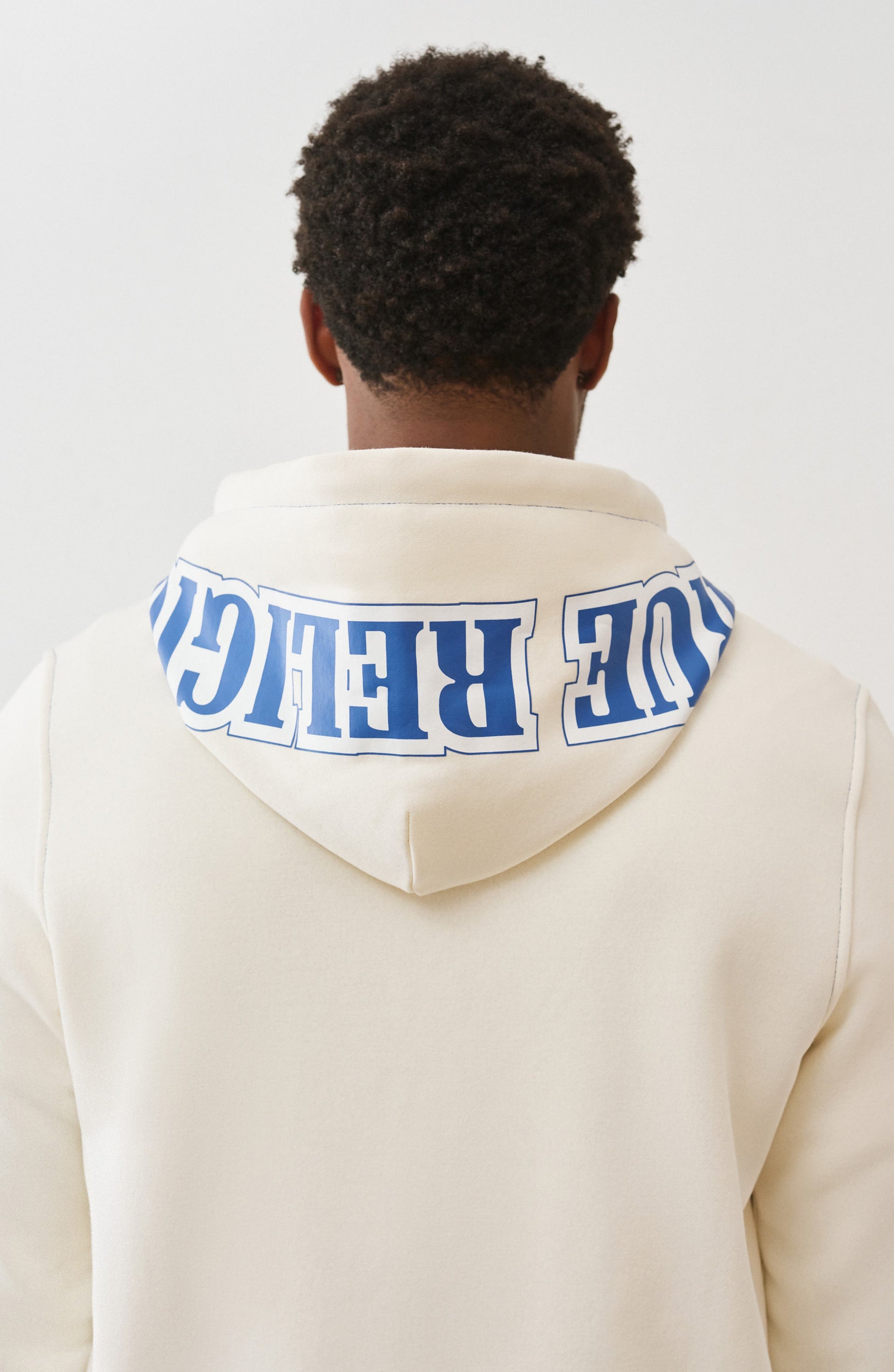 WINTER WHITE