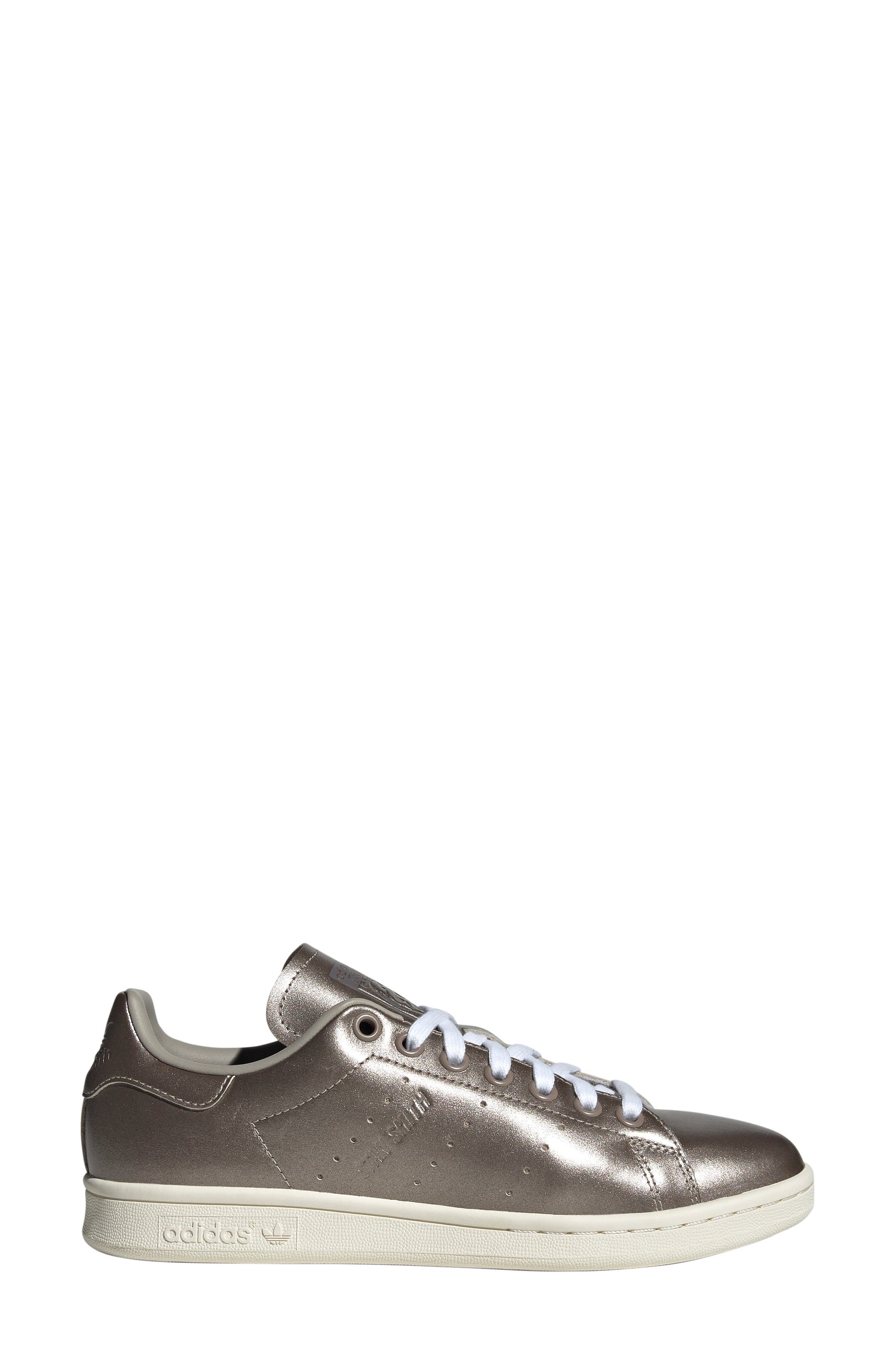 BLACK/ PUTTY BEIGE