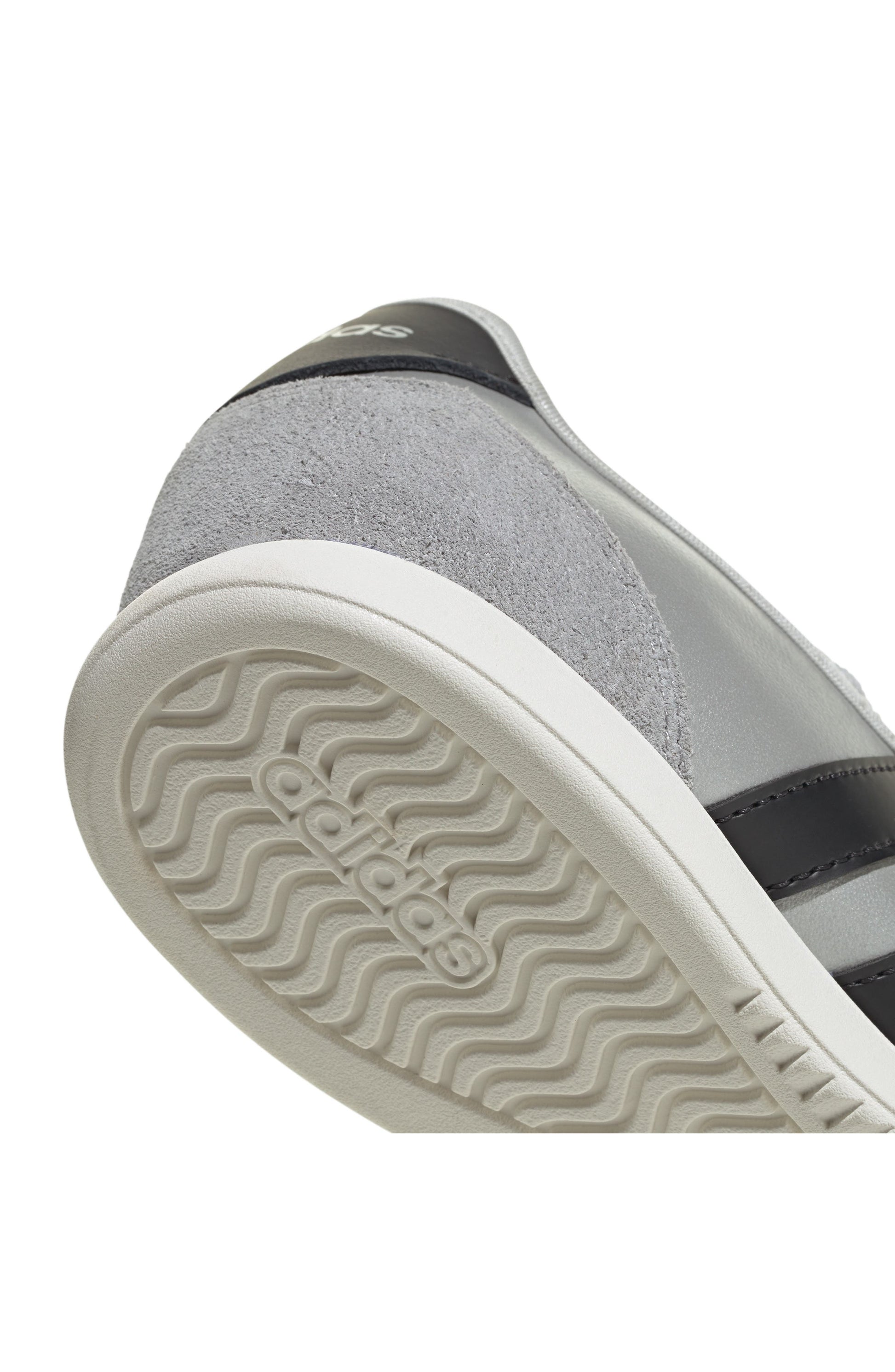 SILVER/ CORE BLACK/ OFF WHITE