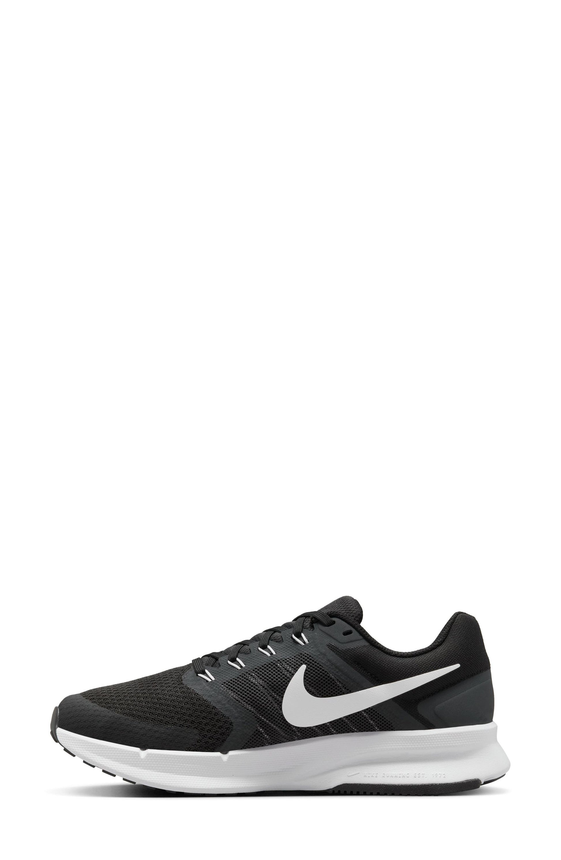 002 BLACK/WHITE