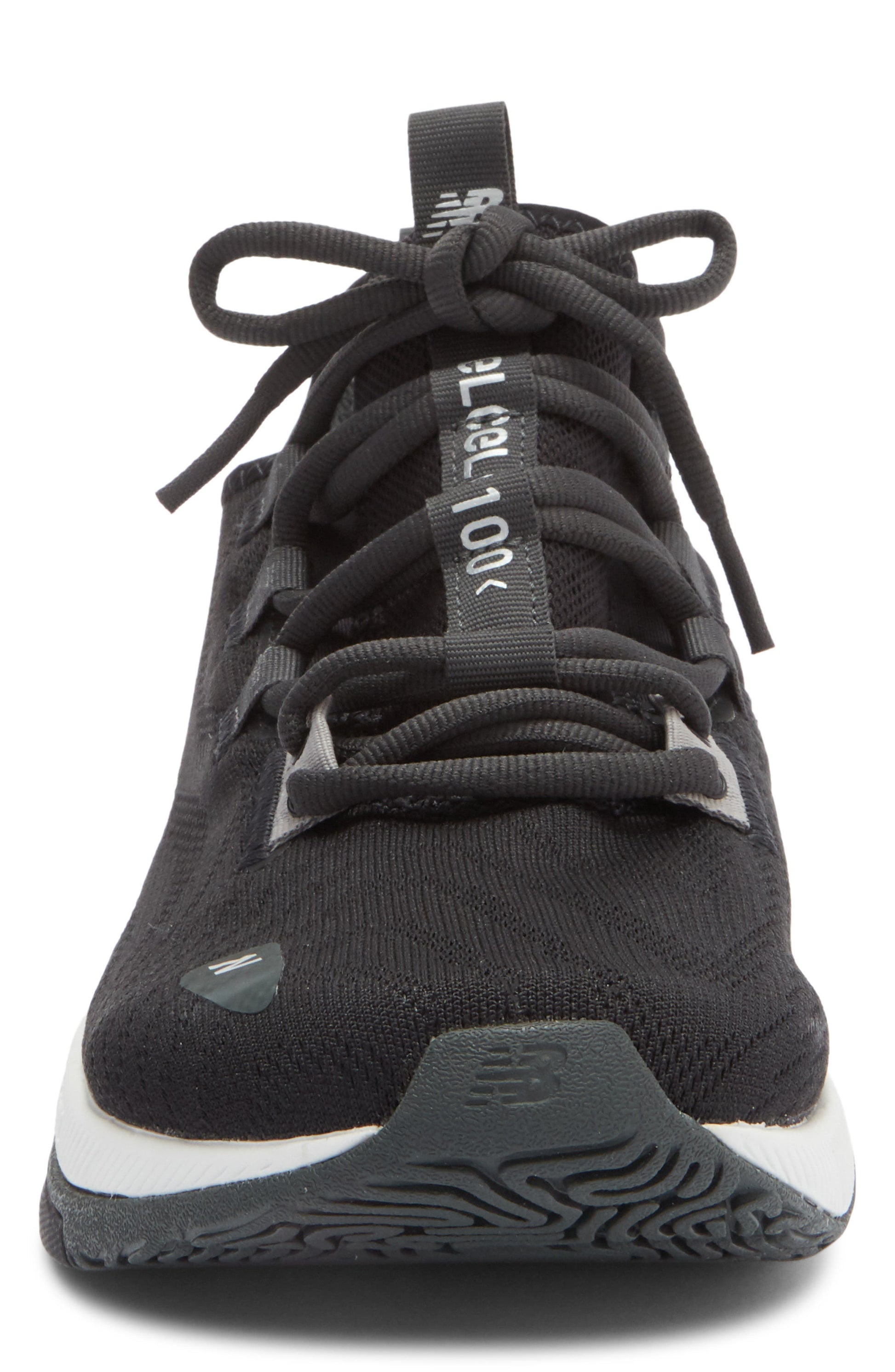 BLACK/ BLACKTOP