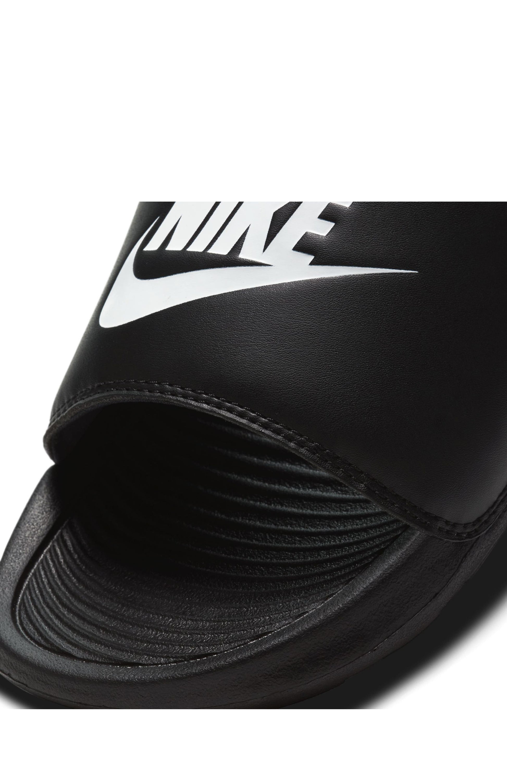 BLACK/ WHITE/ BLACK