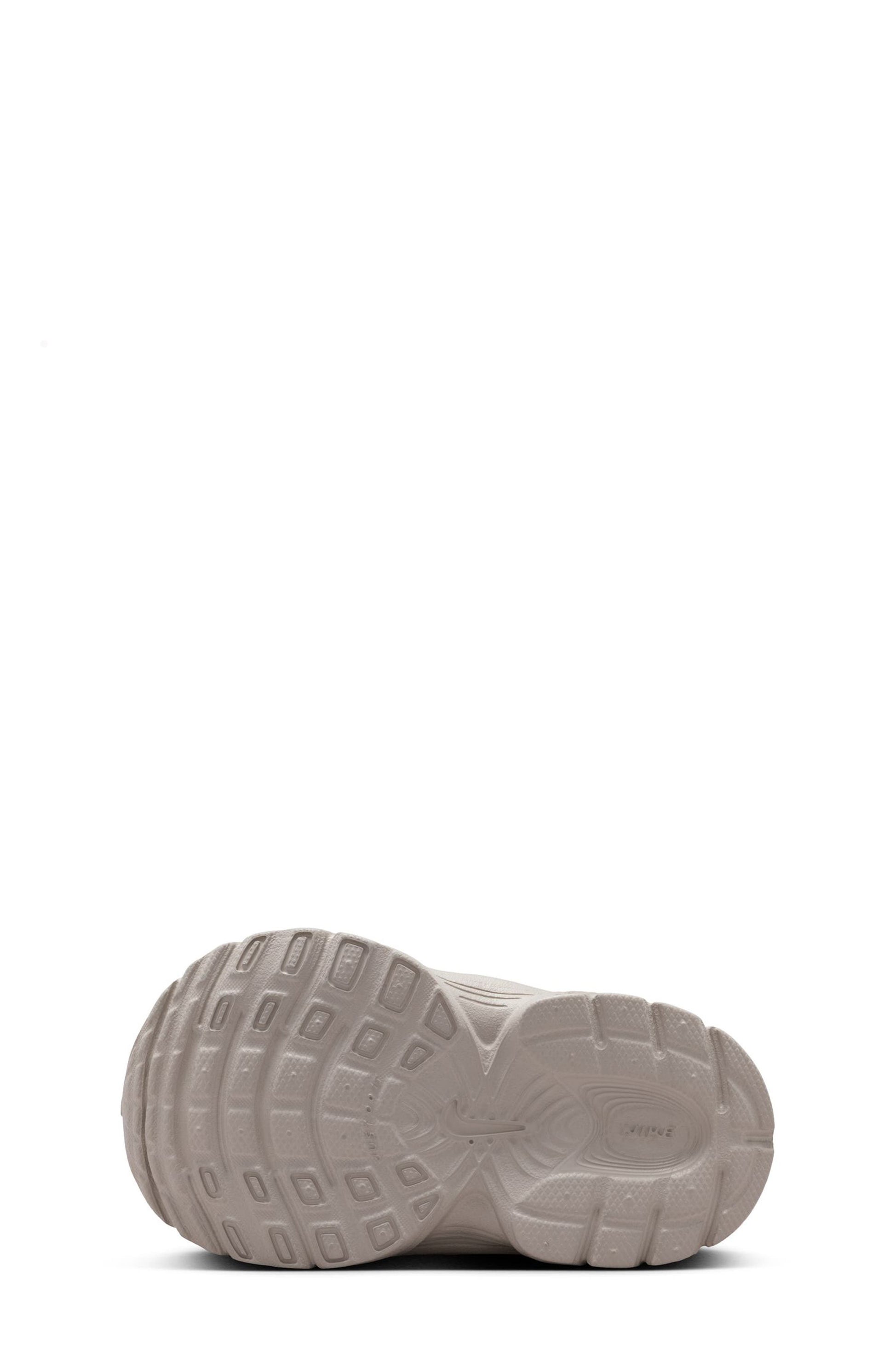 MOON PARTICLE/ LIGHT BROWN