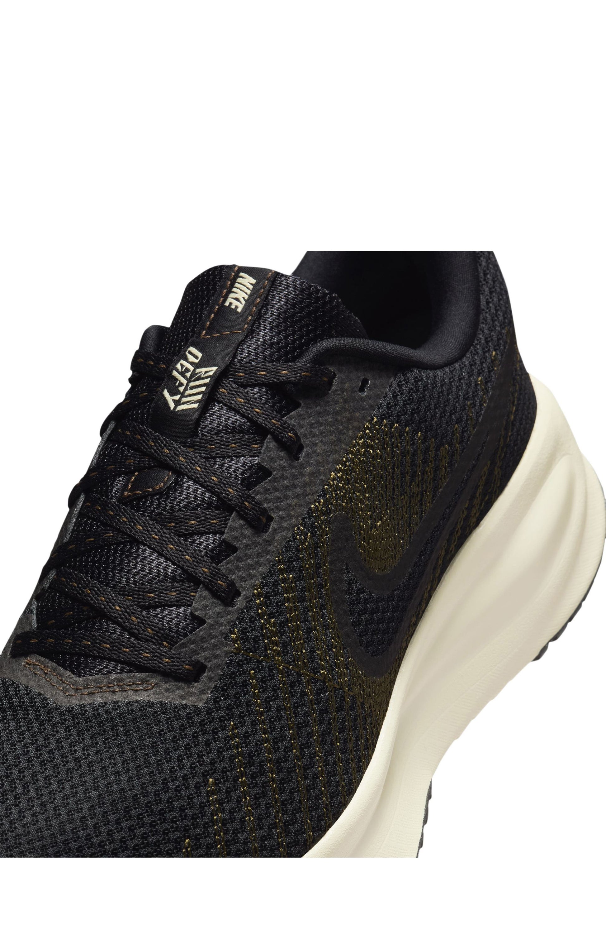 BLACK/ DARK HAZEL