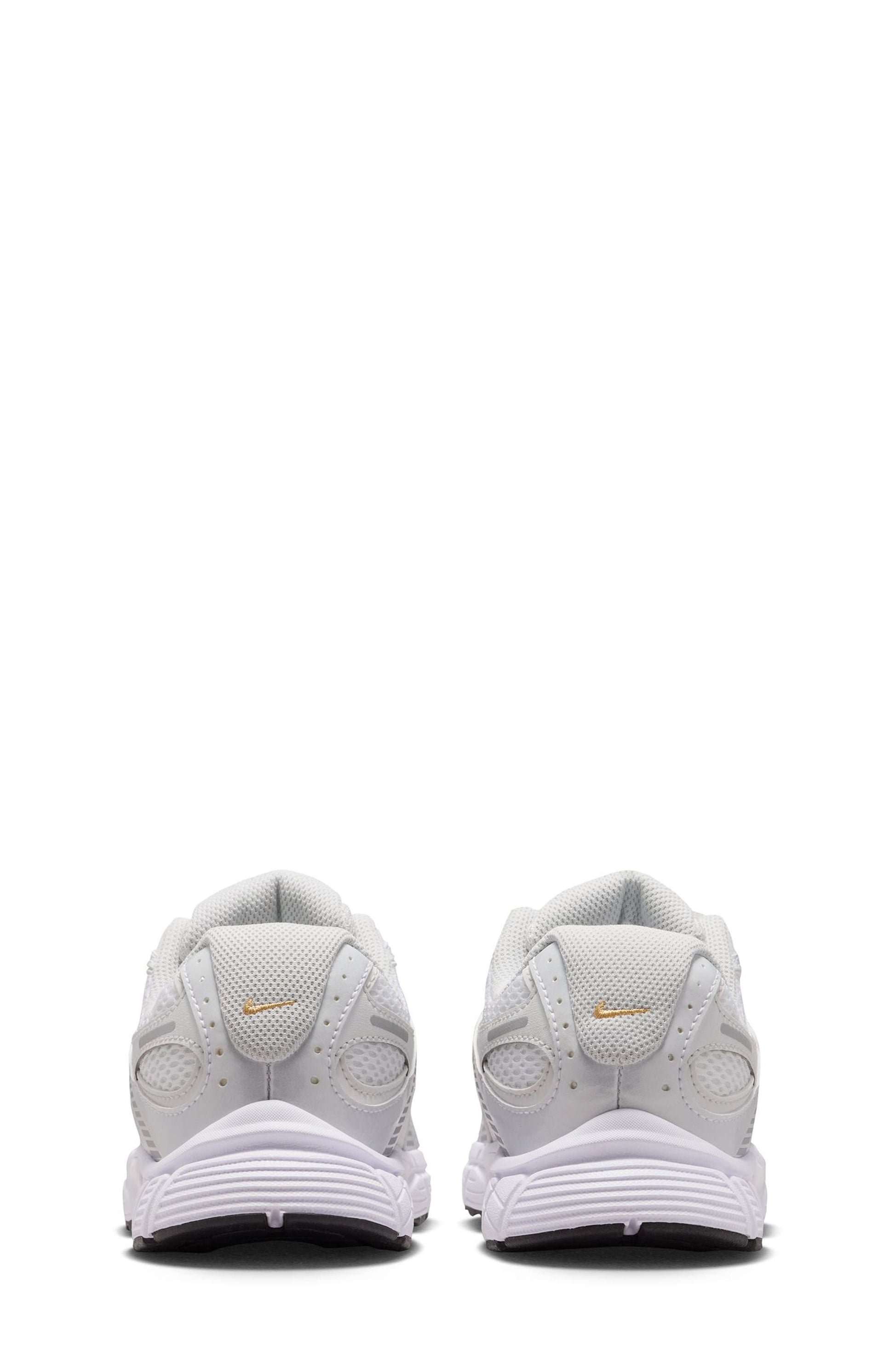 WHITE/ GOLD/ SILVER