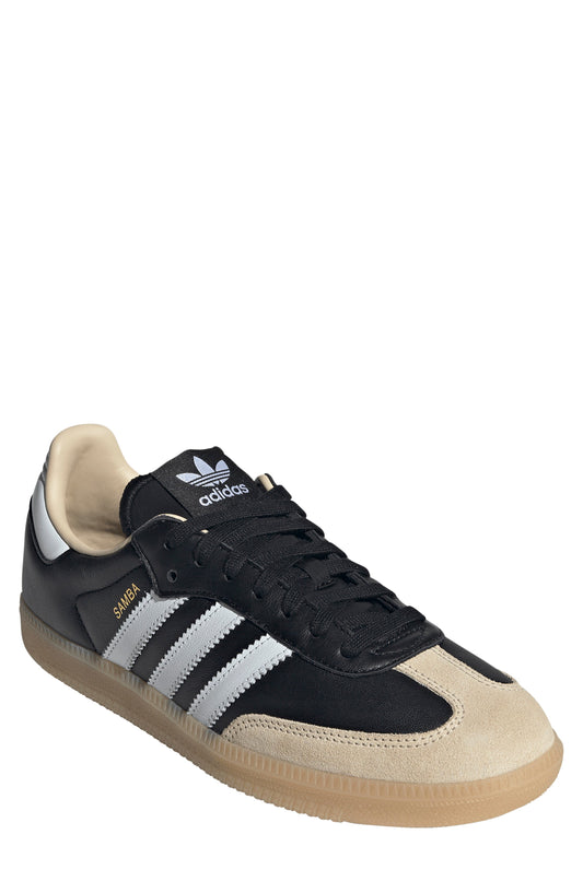 BLACK/WHITE/GUM
