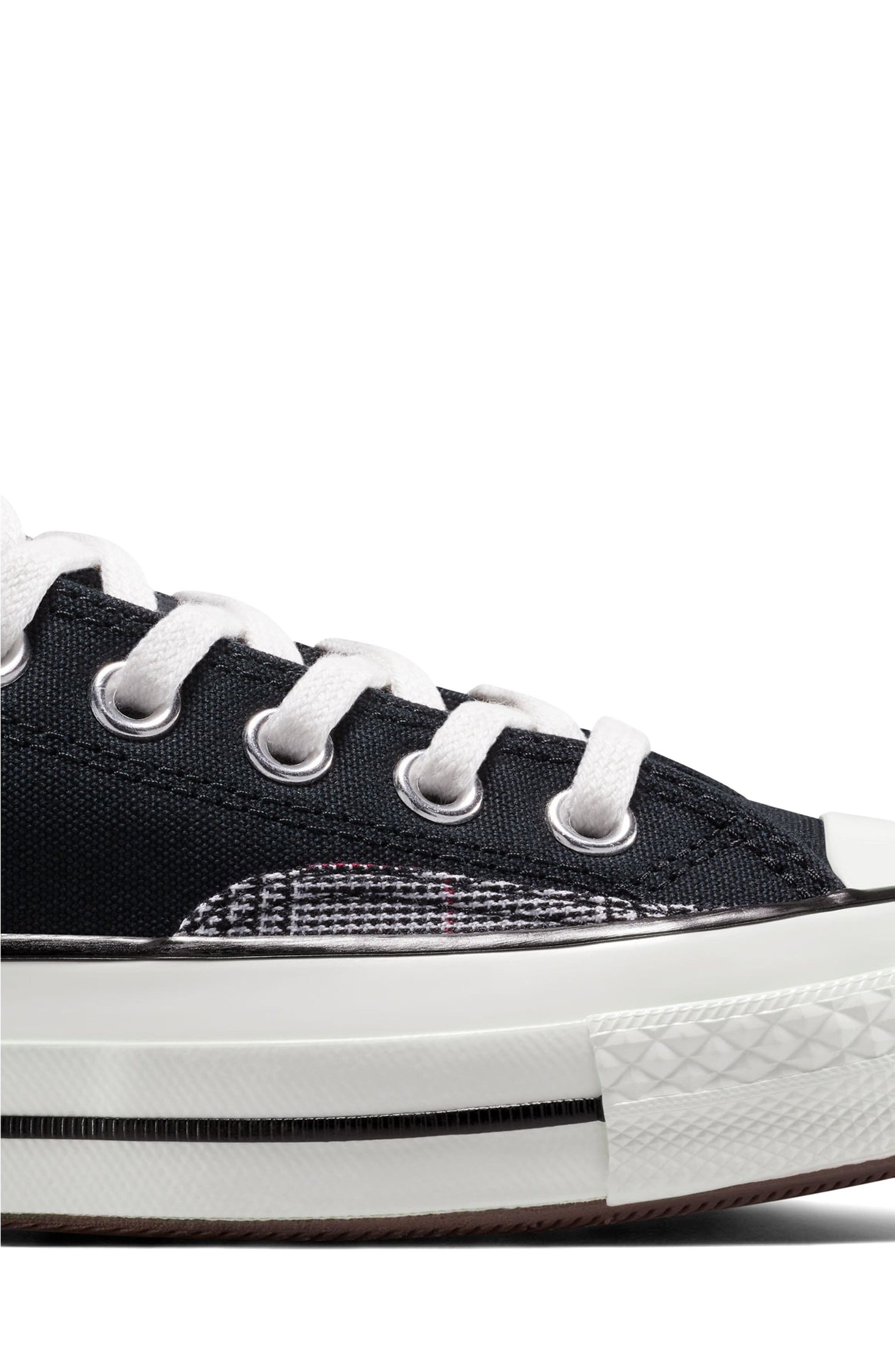 BLACK/ VINTAGE WHITE