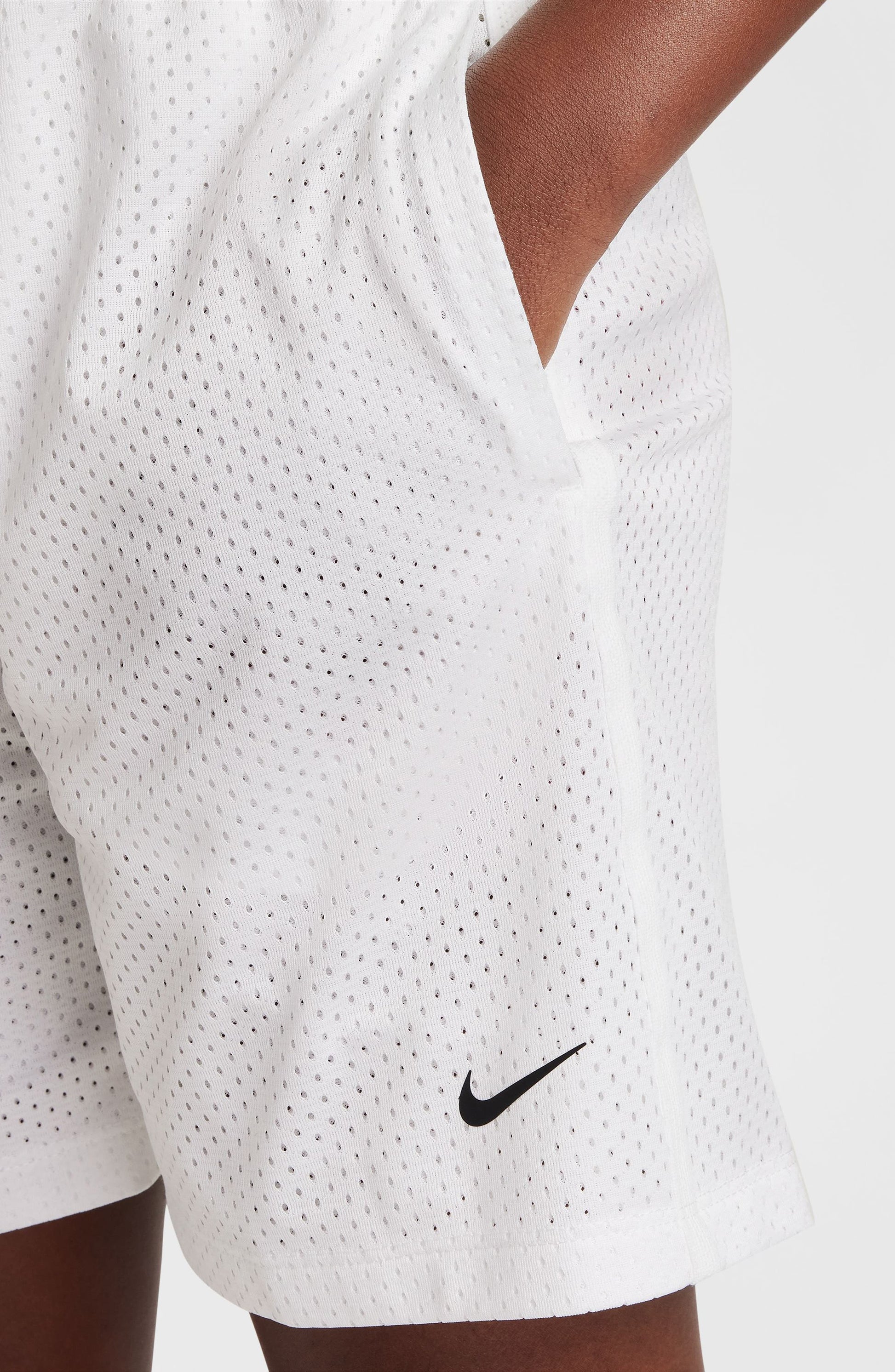 100 WHITE/BLACK