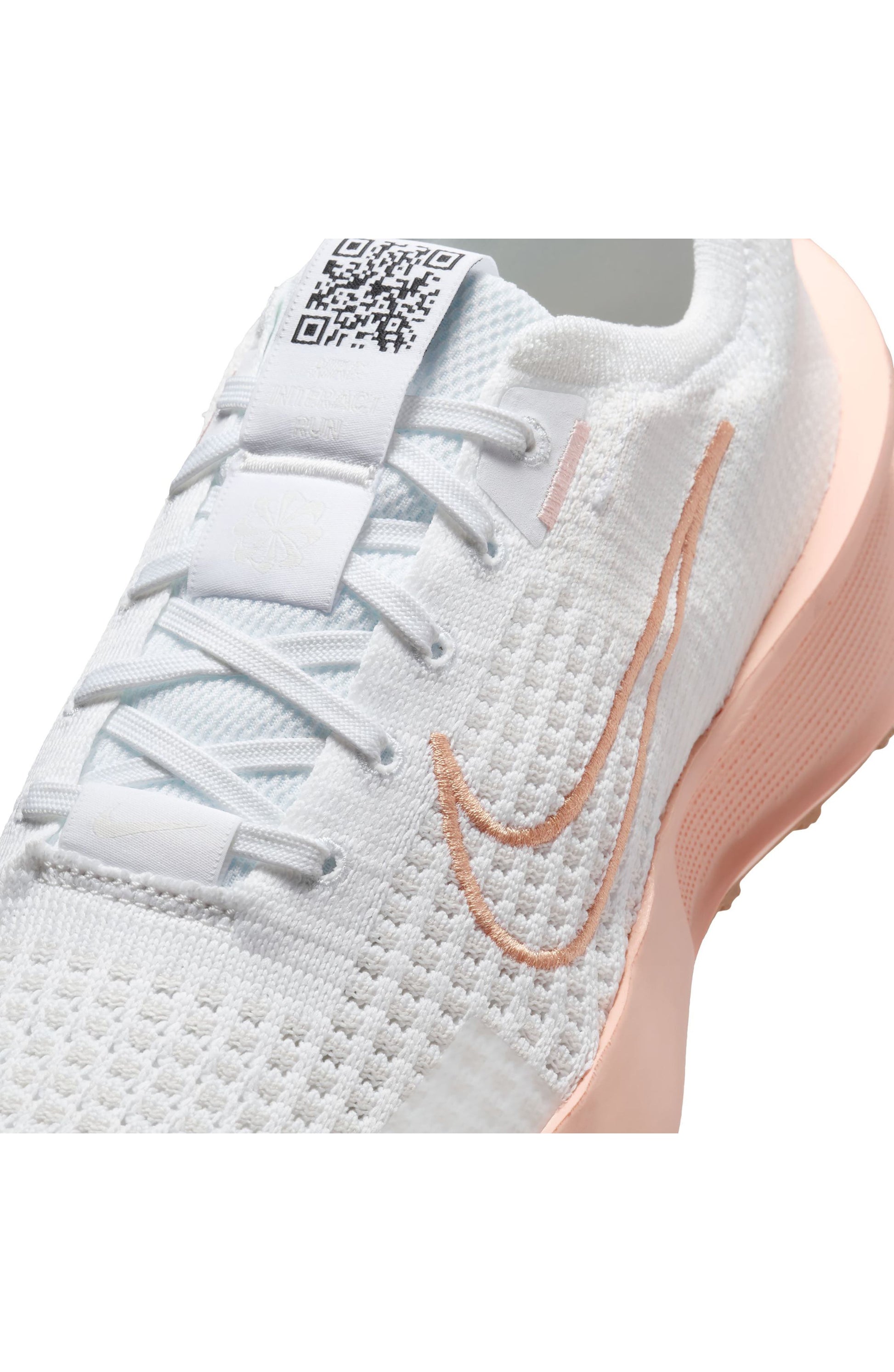 WHITE/ APRICOT/ CORAL