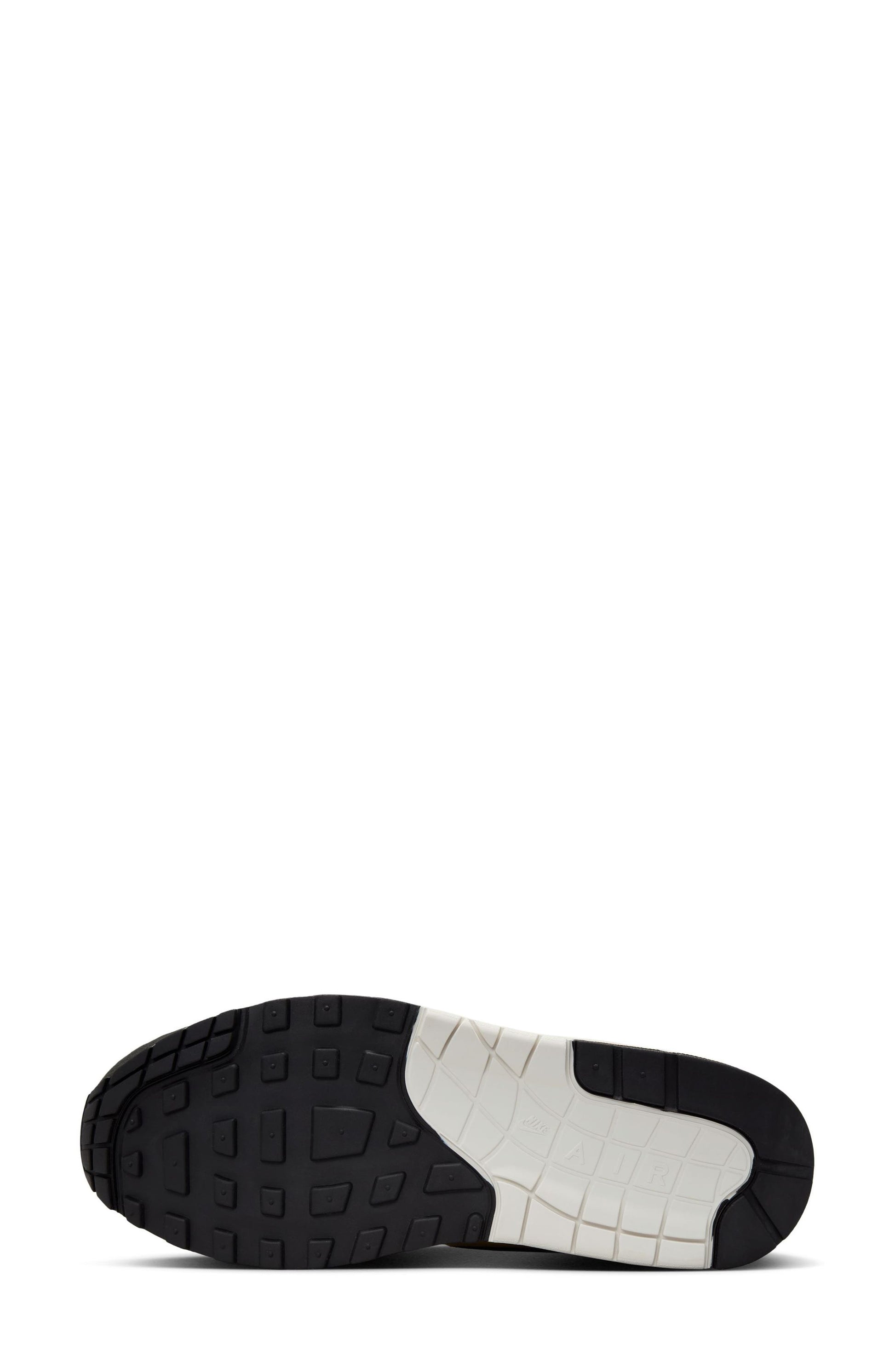 700 STNGLD/BLACK