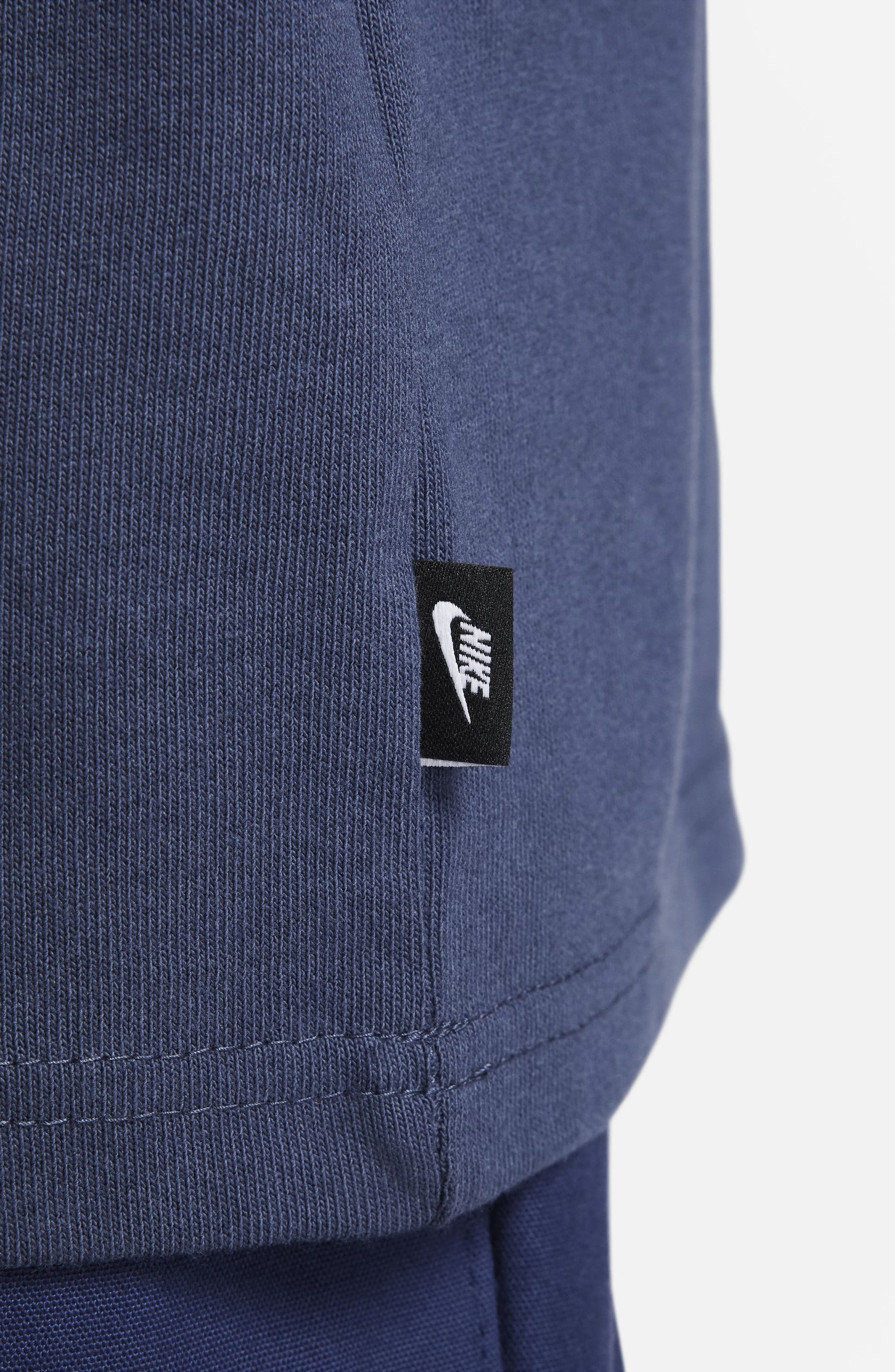 437 THUNDER BLUE