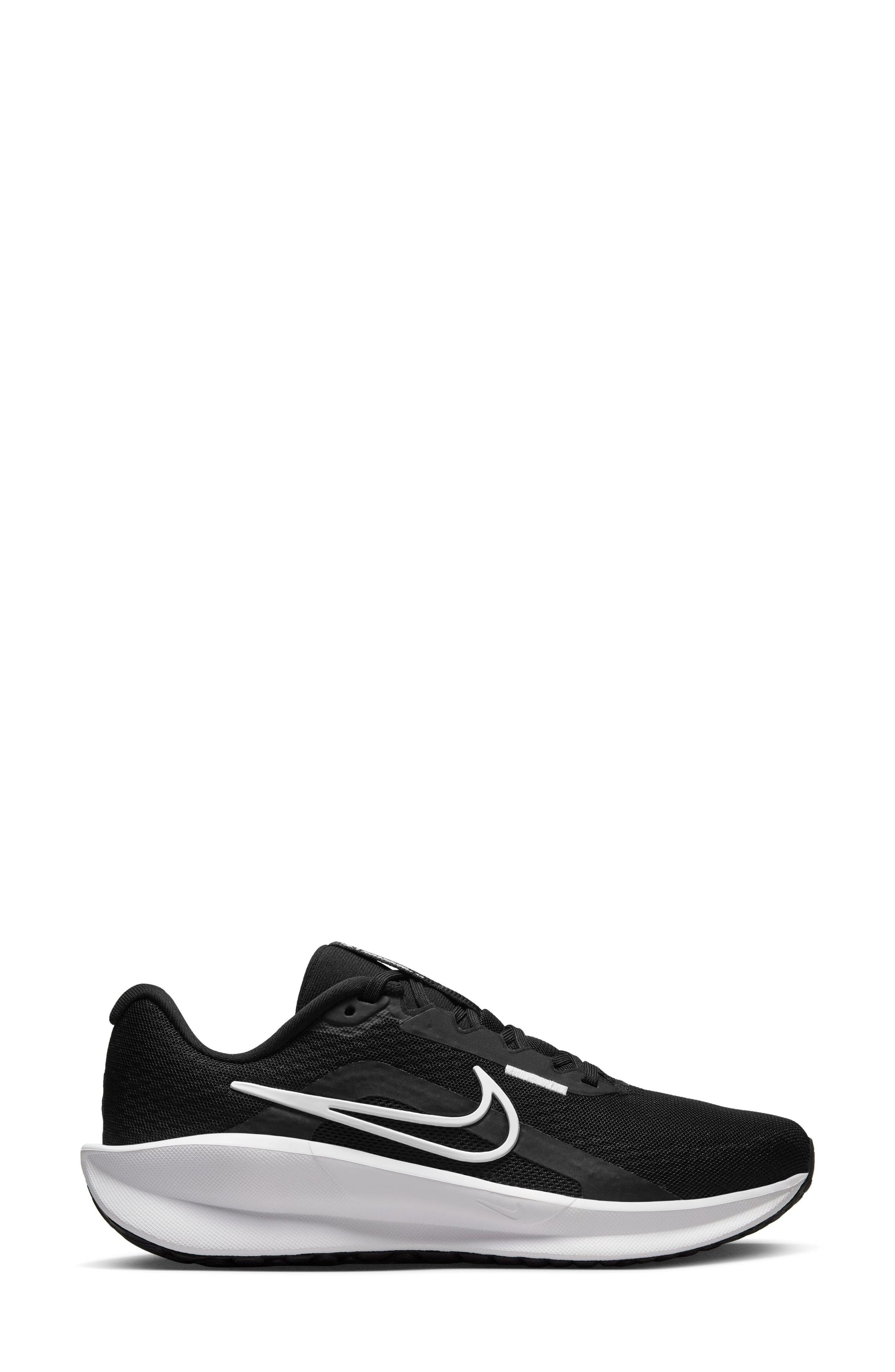 001 BLACK/WHITE