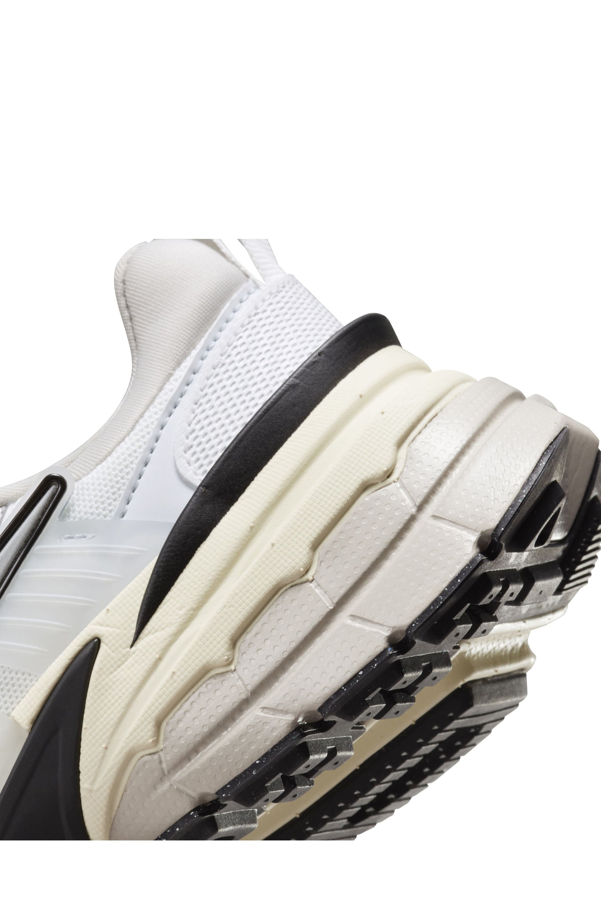 SUMMIT WHITE/ METALLIC SILVER