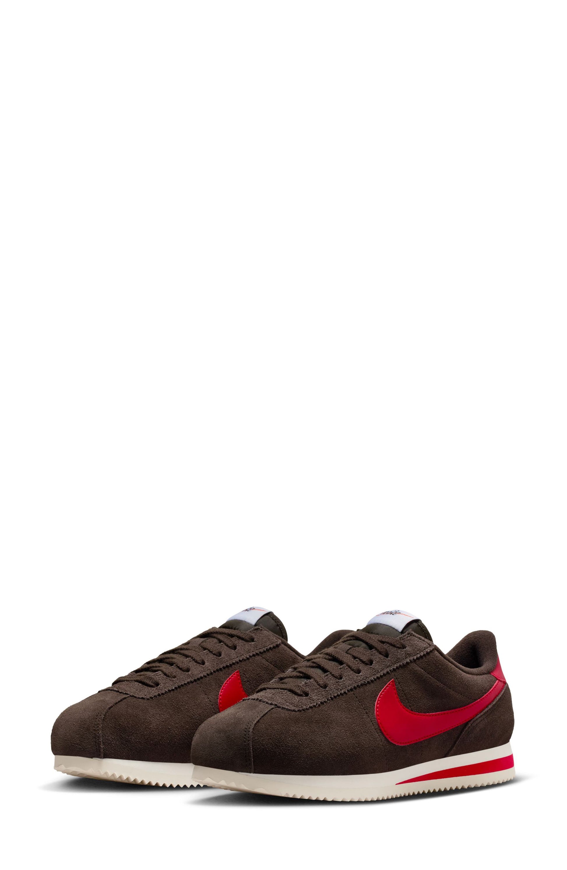 VELVET BROWN/ RED/ SAIL