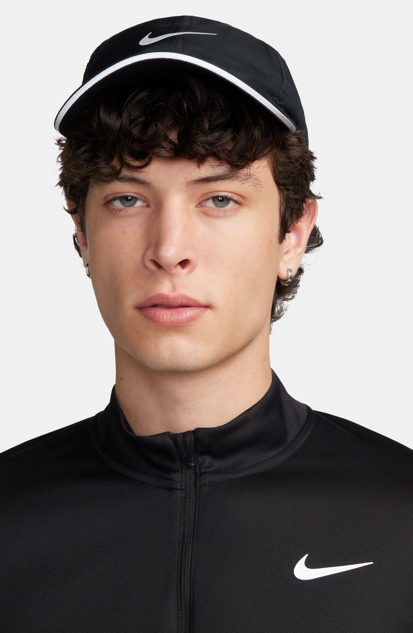 BLACK/ REFLECTIVE SILVER