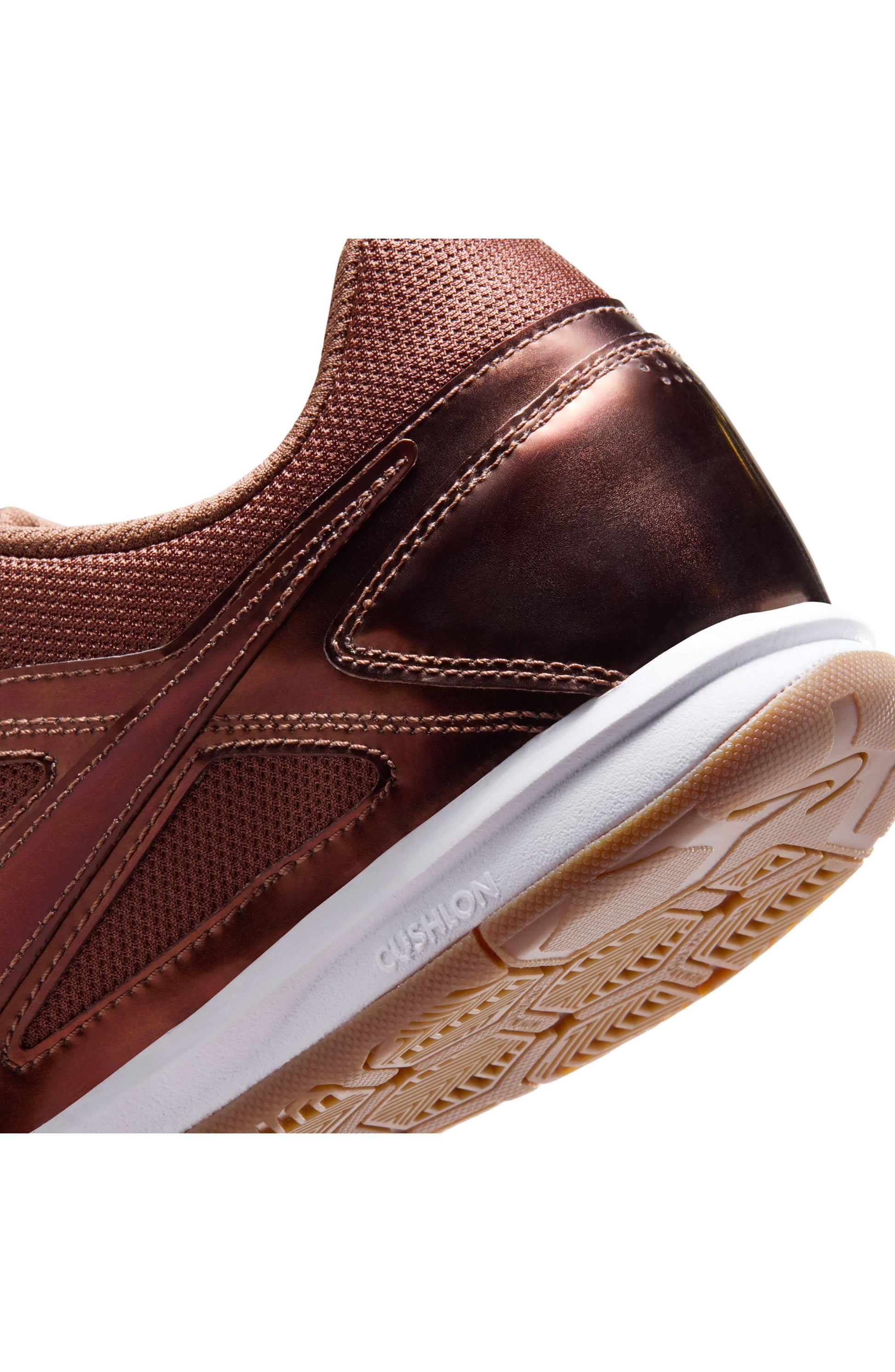 FAUNA BROWN/ WHITE