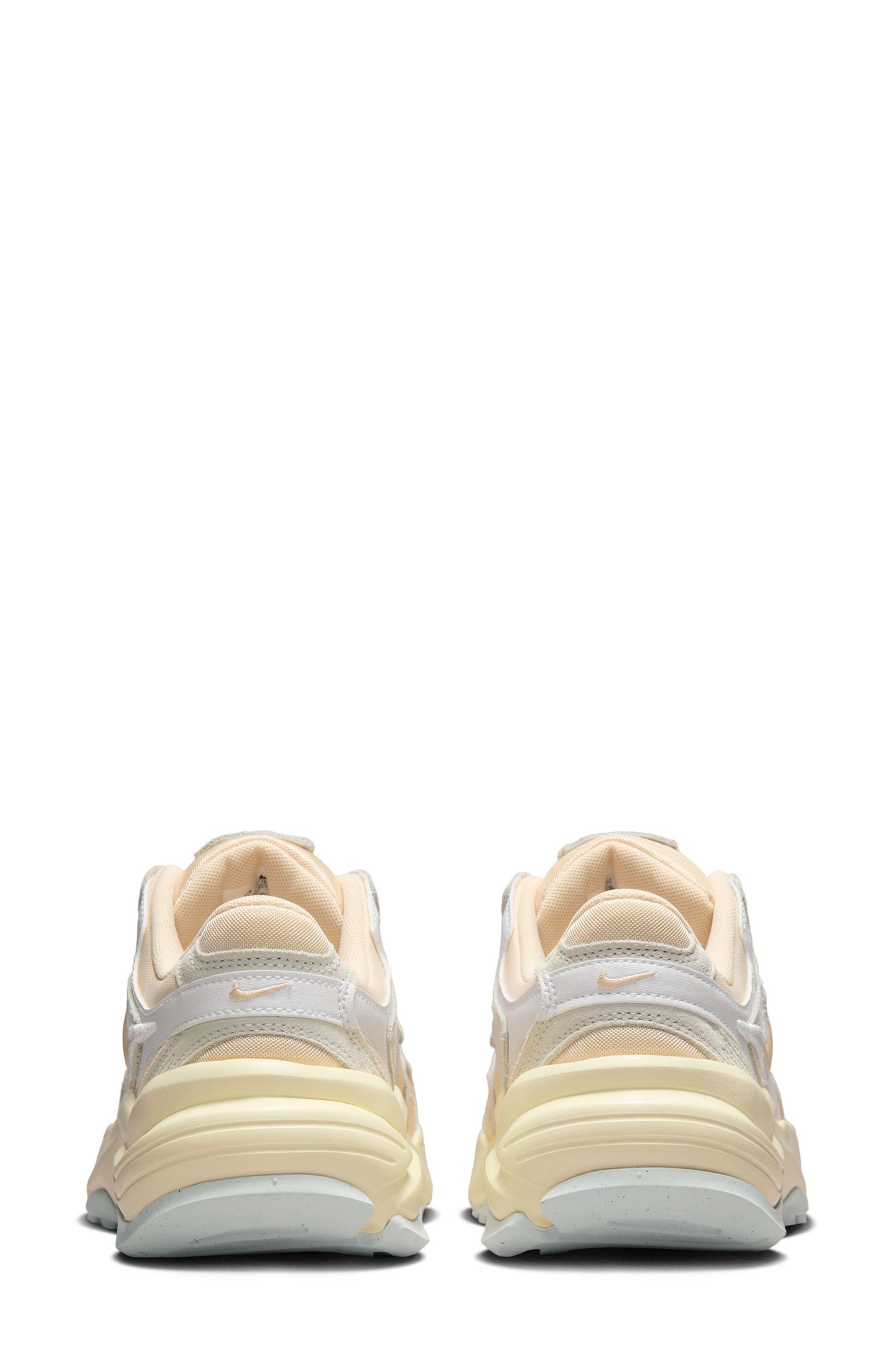 DUST/ PEARL WHITE