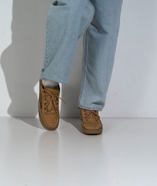 Medium Brown