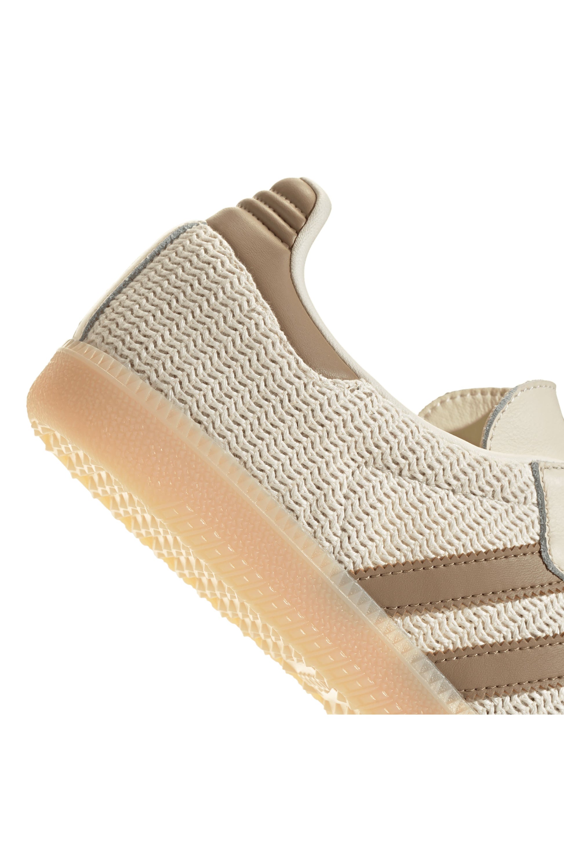 CREAM WHITE/ CRYSTAL SAND
