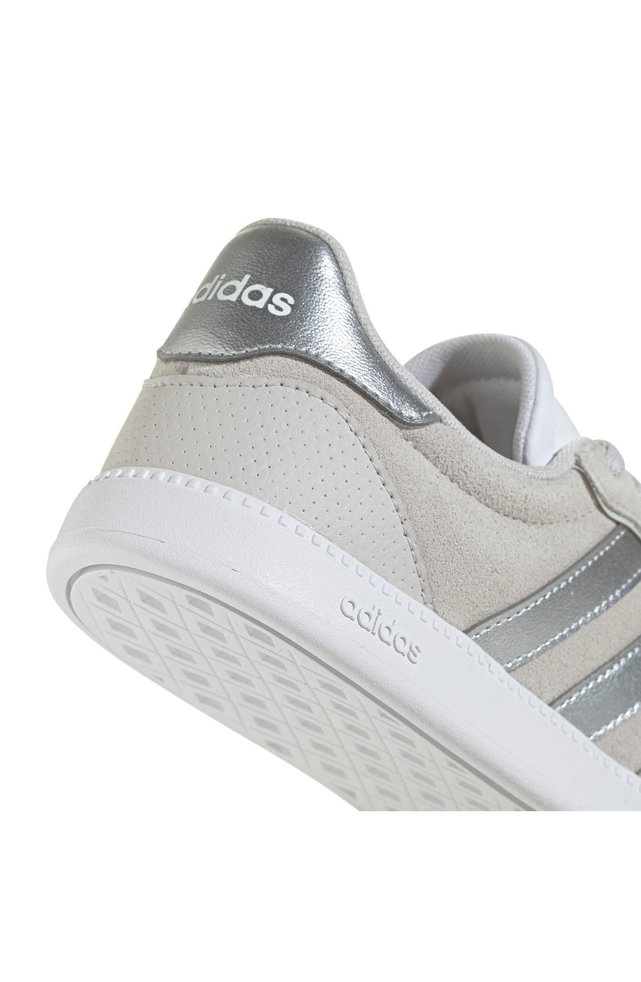 GREY/ SILVER METALLIC/ WHITE