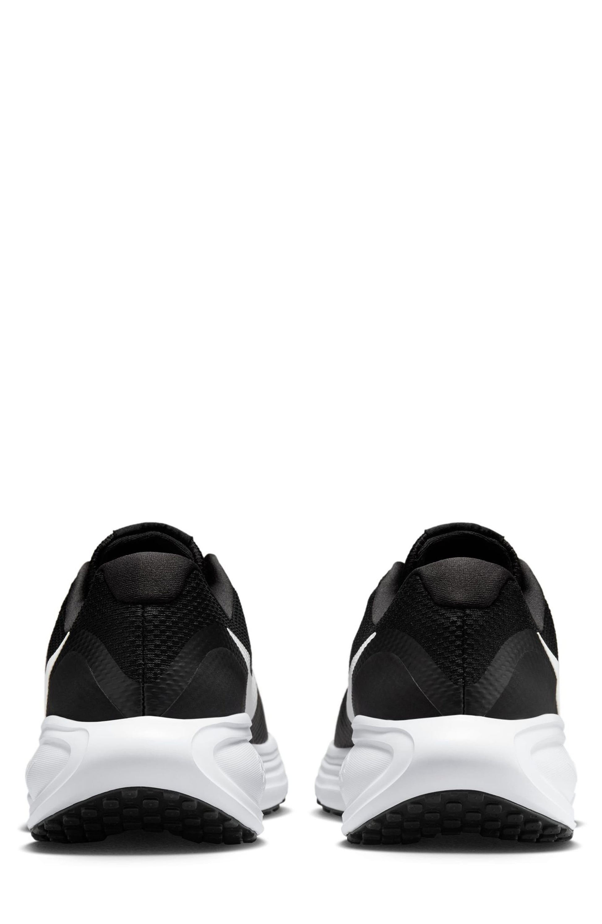 BLACK/ WHITE