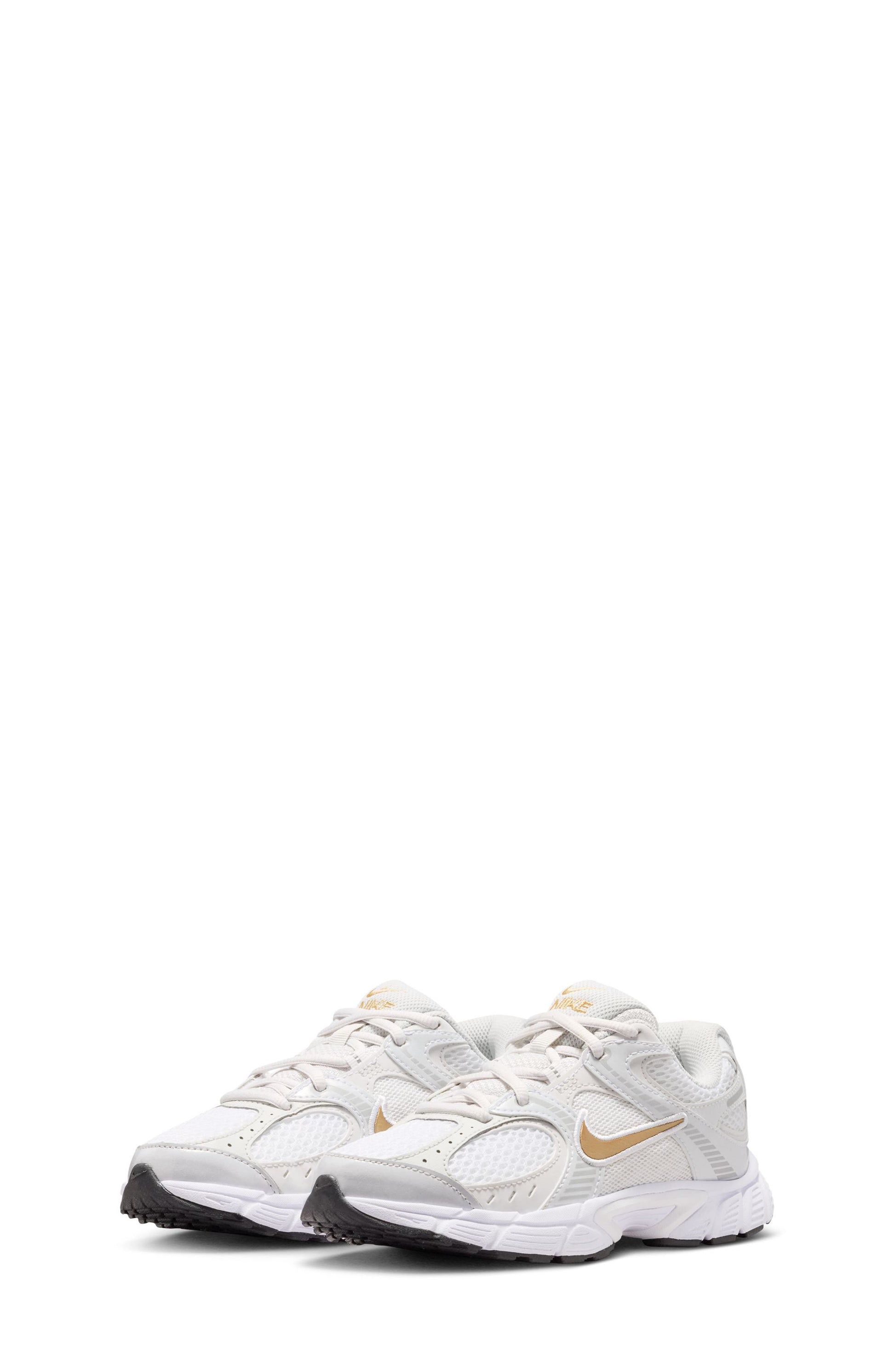 WHITE/ GOLD/ SILVER