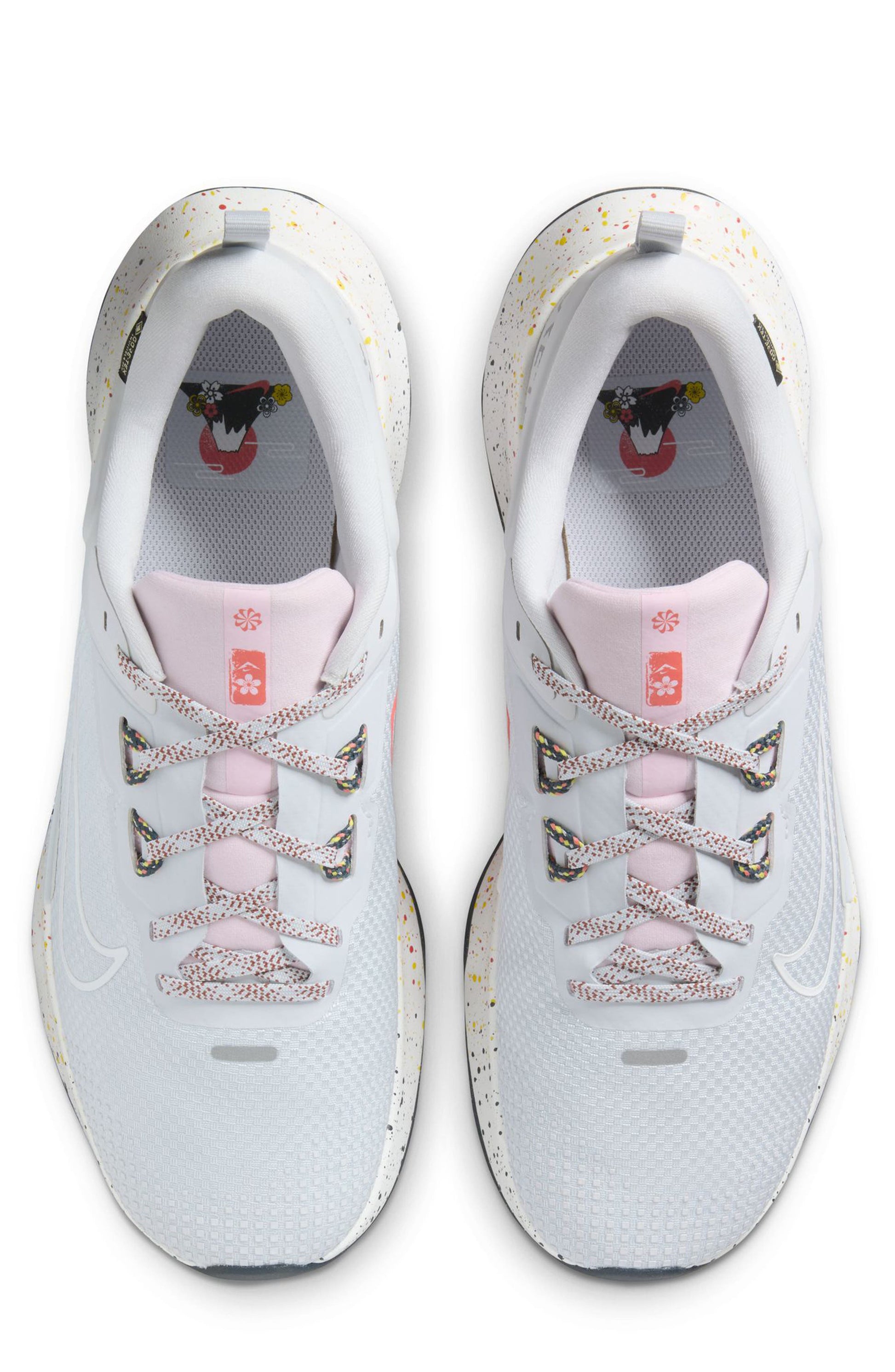 PURE PLATINUM/ WHITE