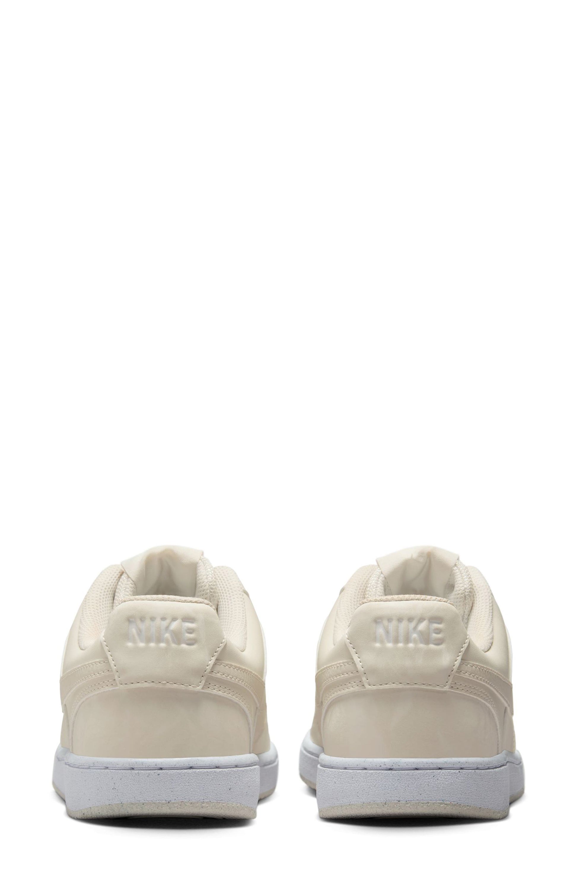 LIGHT BROWN/ BROWN/ WHITE