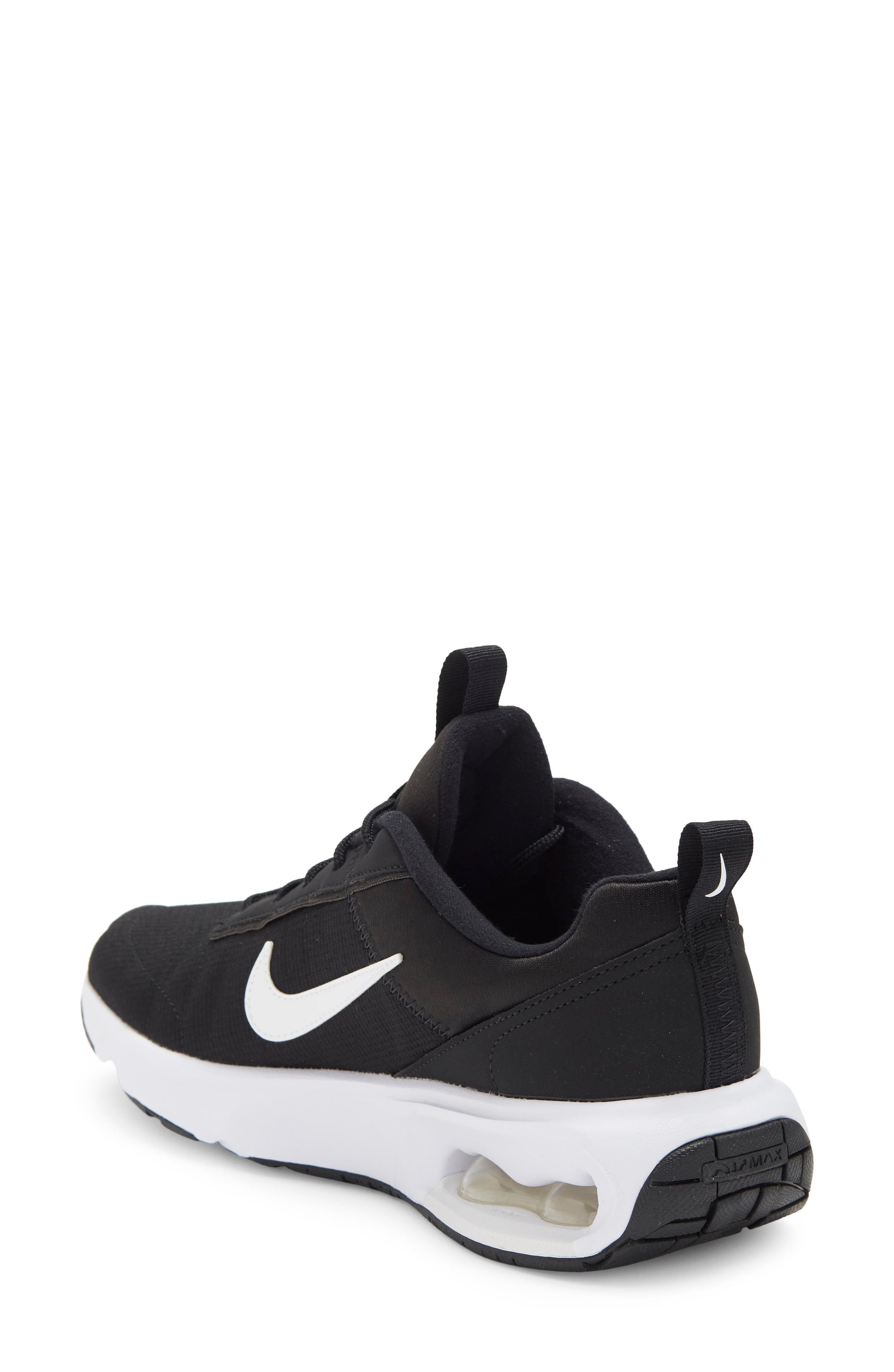 BLACK/ WHITE