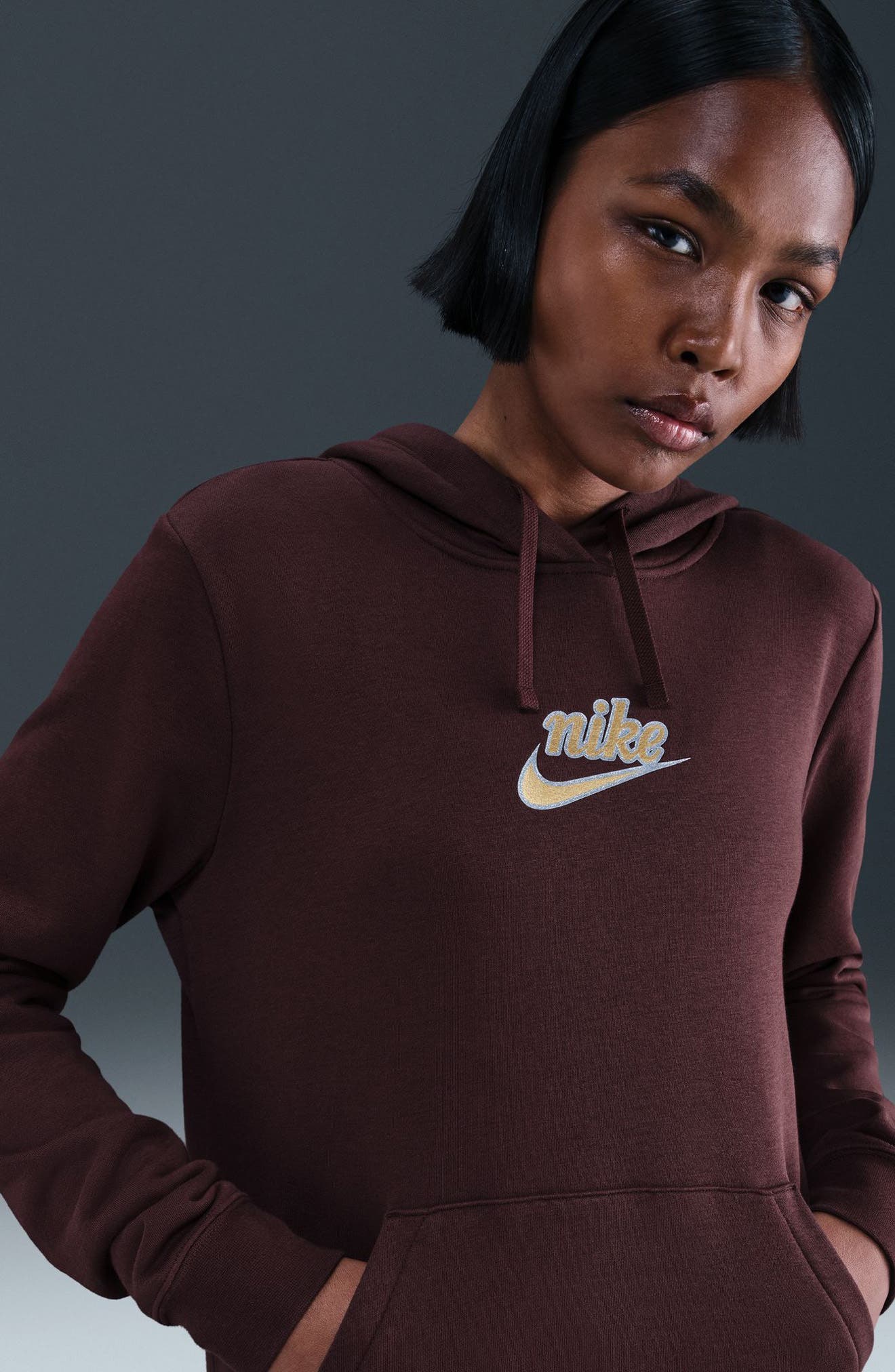 BURGUNDY CRUSH/ METALLIC GOLD