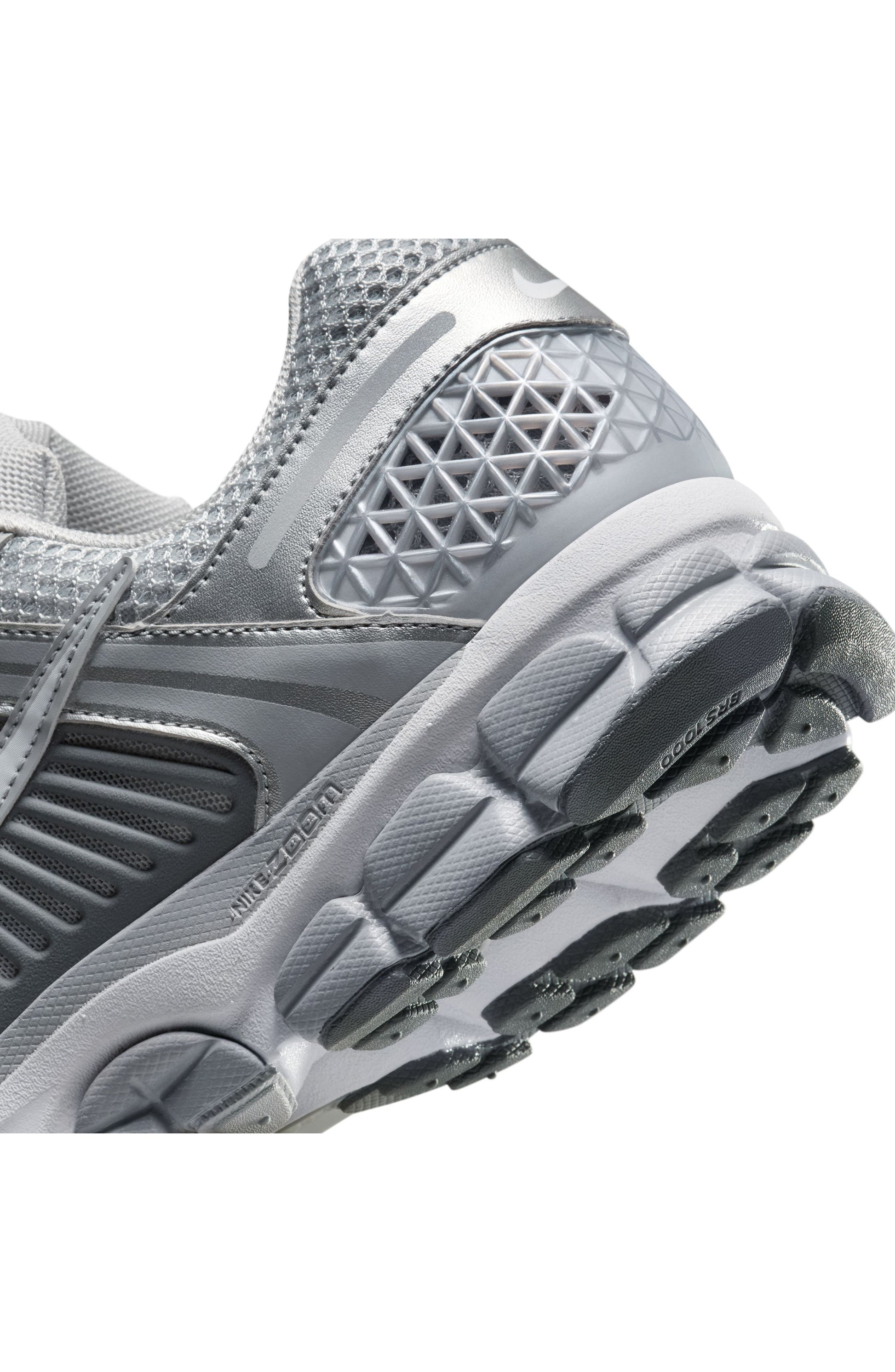 WOLF GREY/ WHITE/ SILVER